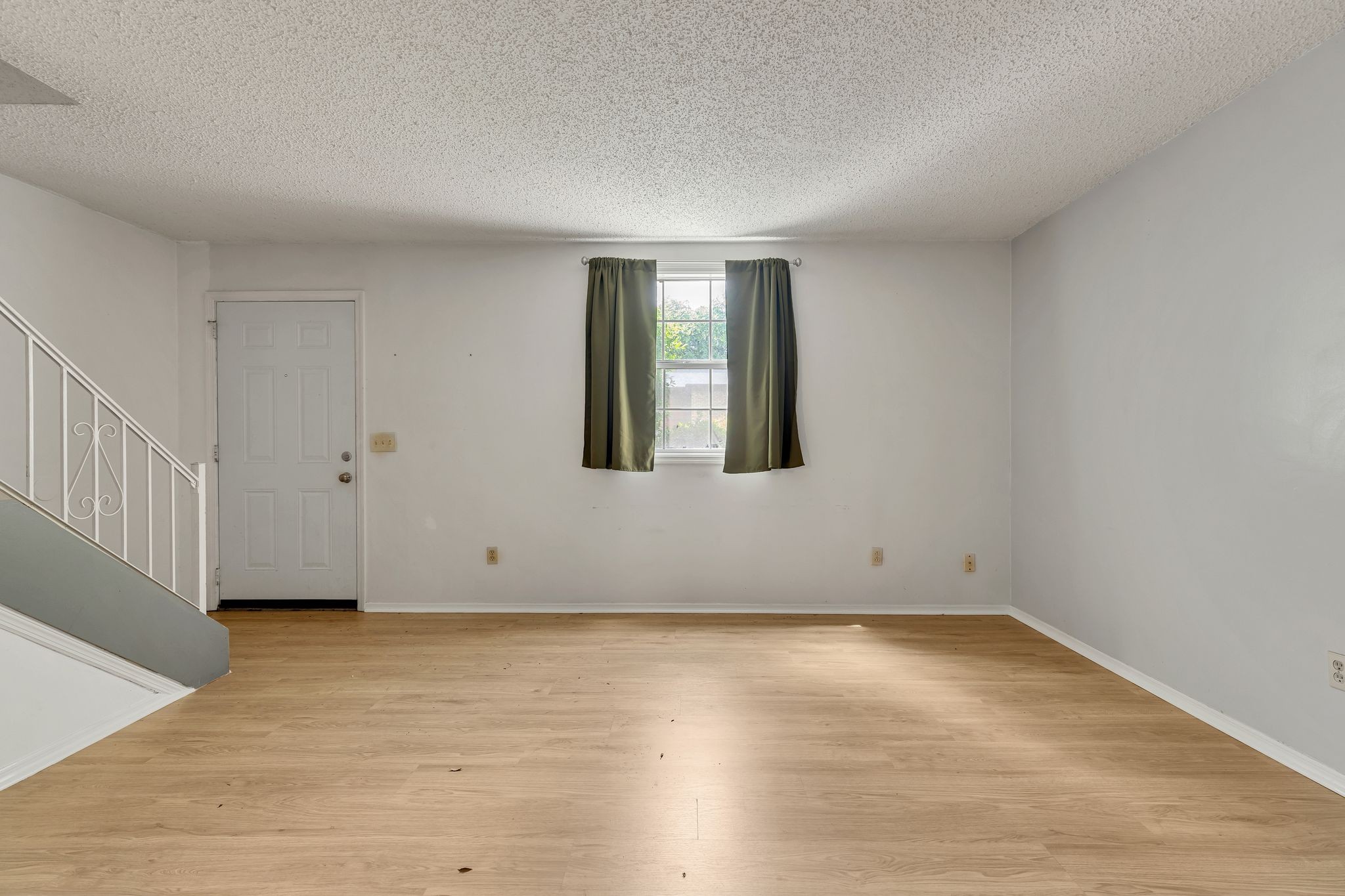 947 Coarsey Dr Property Photo 11