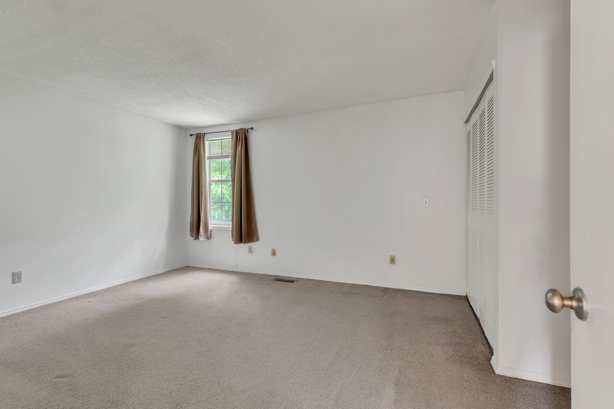 947 Coarsey Dr Property Photo 23