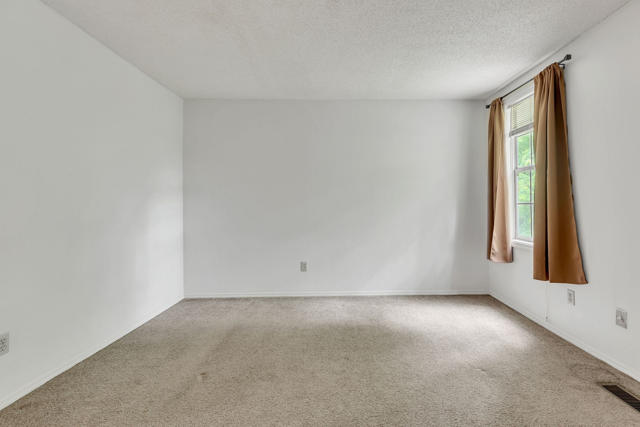 947 Coarsey Dr Property Photo 24