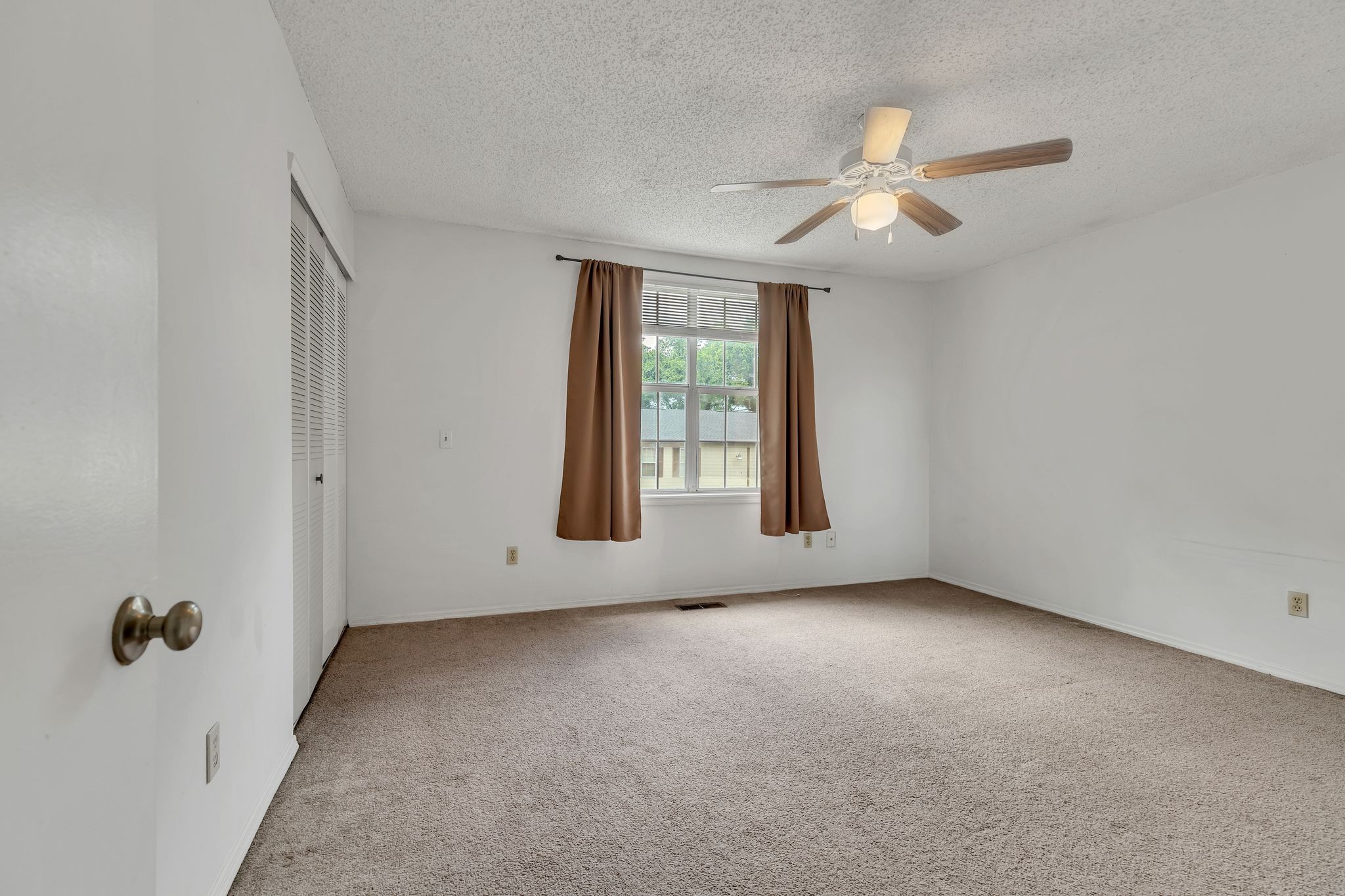 947 Coarsey Dr Property Photo 32