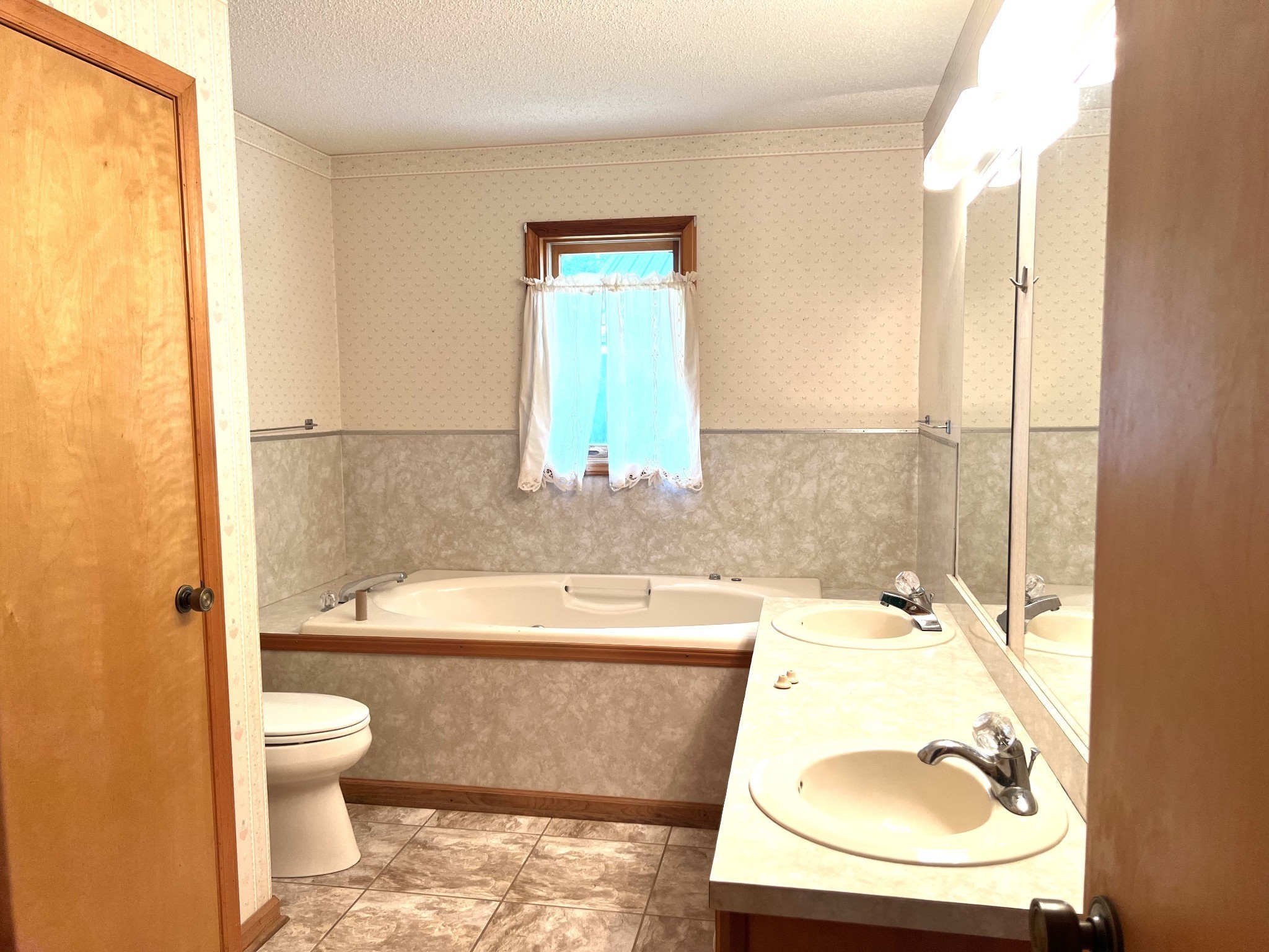 3610 Highway 231, N Property Photo 9