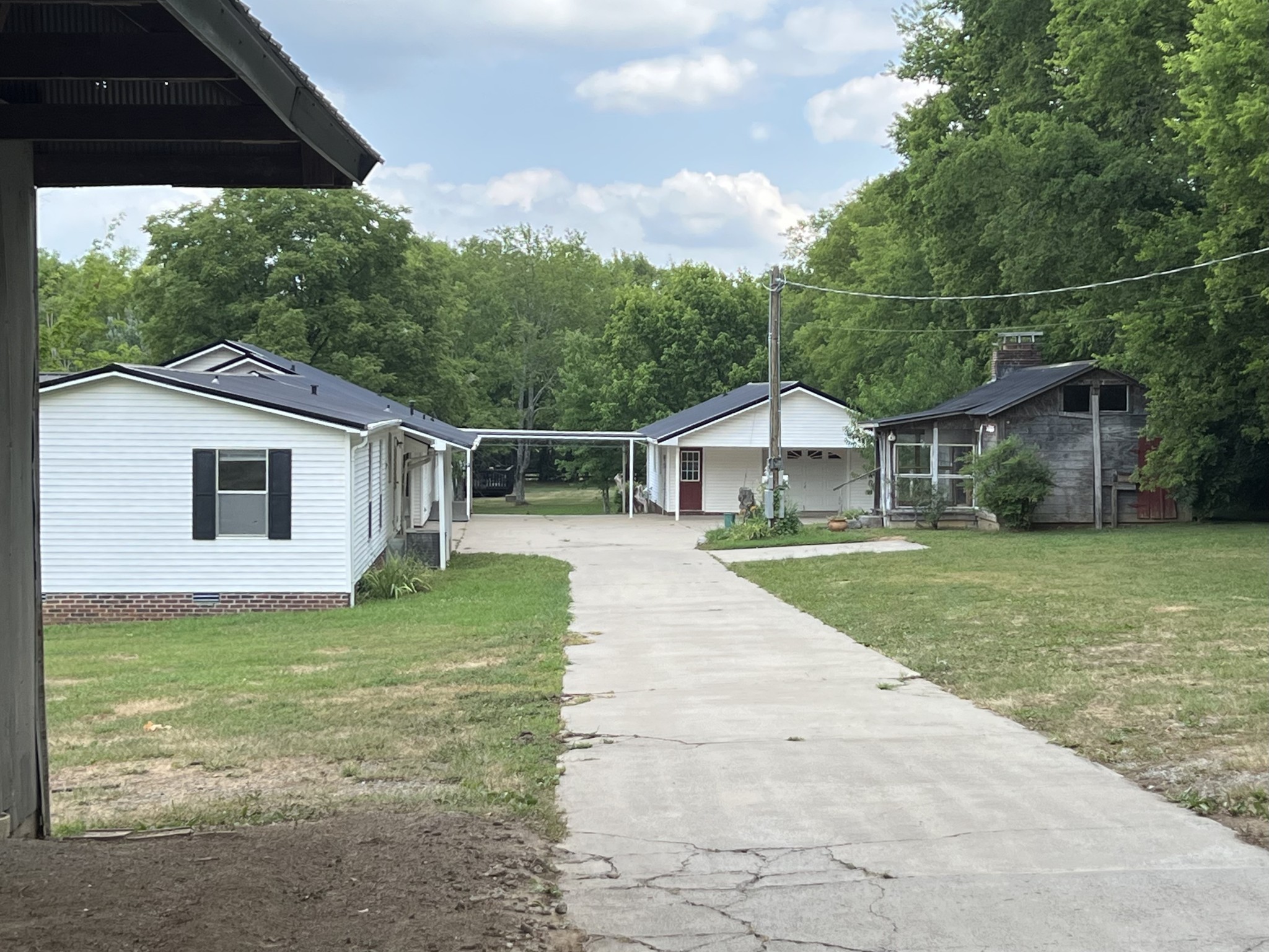 3610 Highway 231, N Property Photo 12