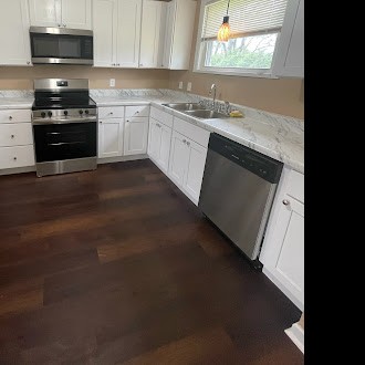 3241 Briarwick Dr Property Photo 8