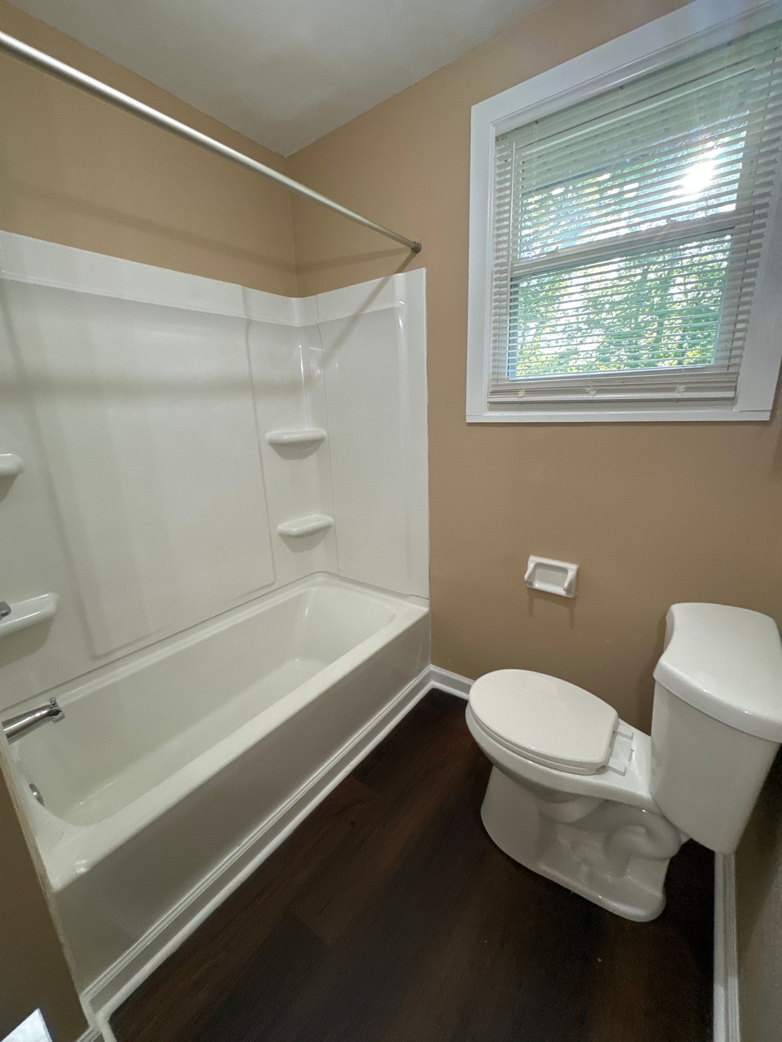 3241 Briarwick Dr Property Photo 11