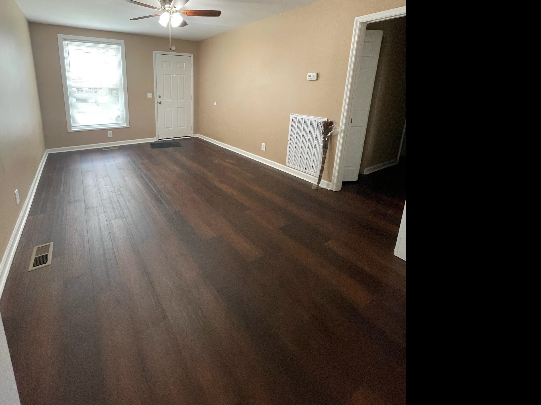 3241 Briarwick Dr Property Photo 15