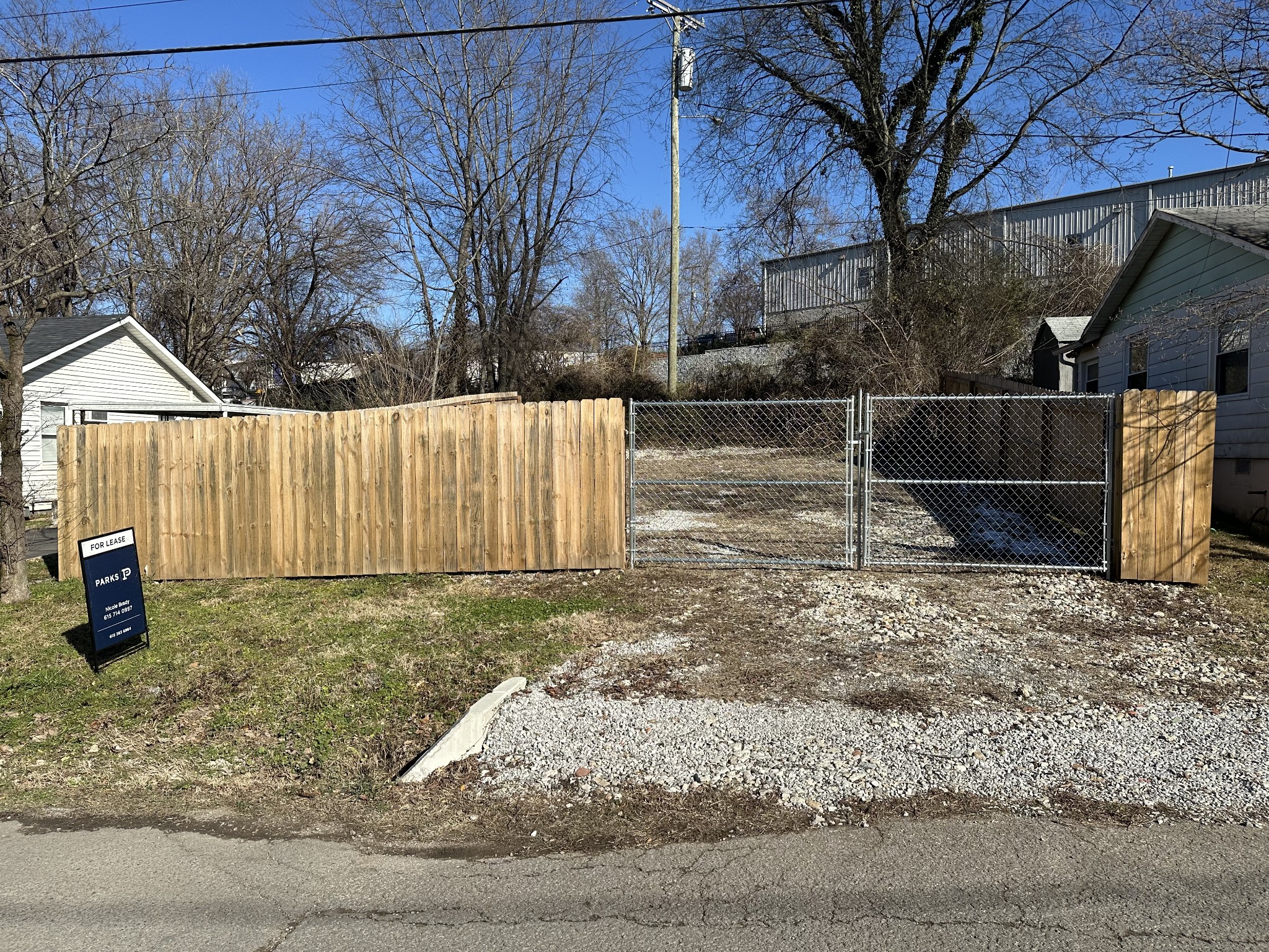 1916 Seminole Ave Property Photo 3
