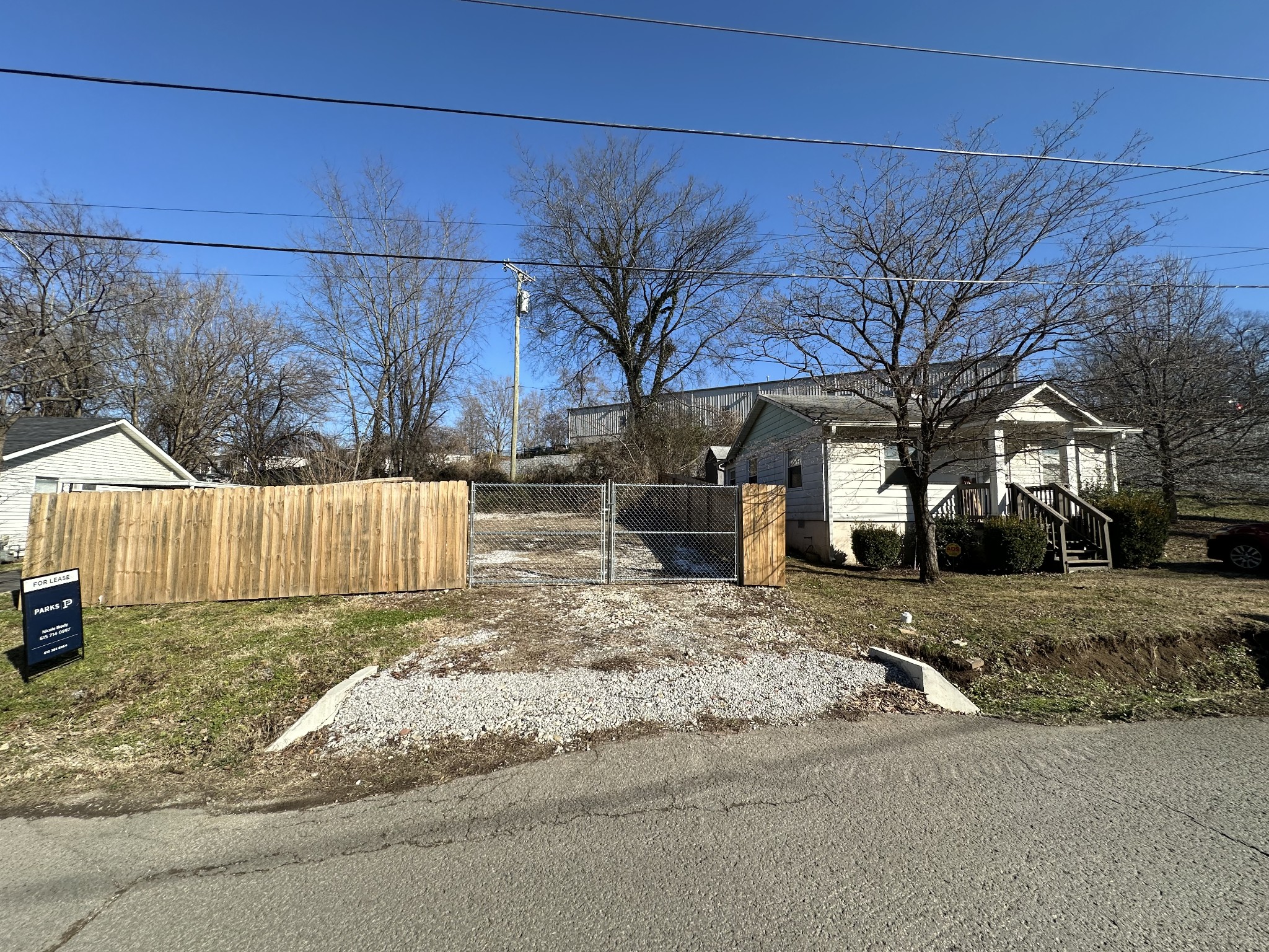 1916 Seminole Ave Property Photo 4
