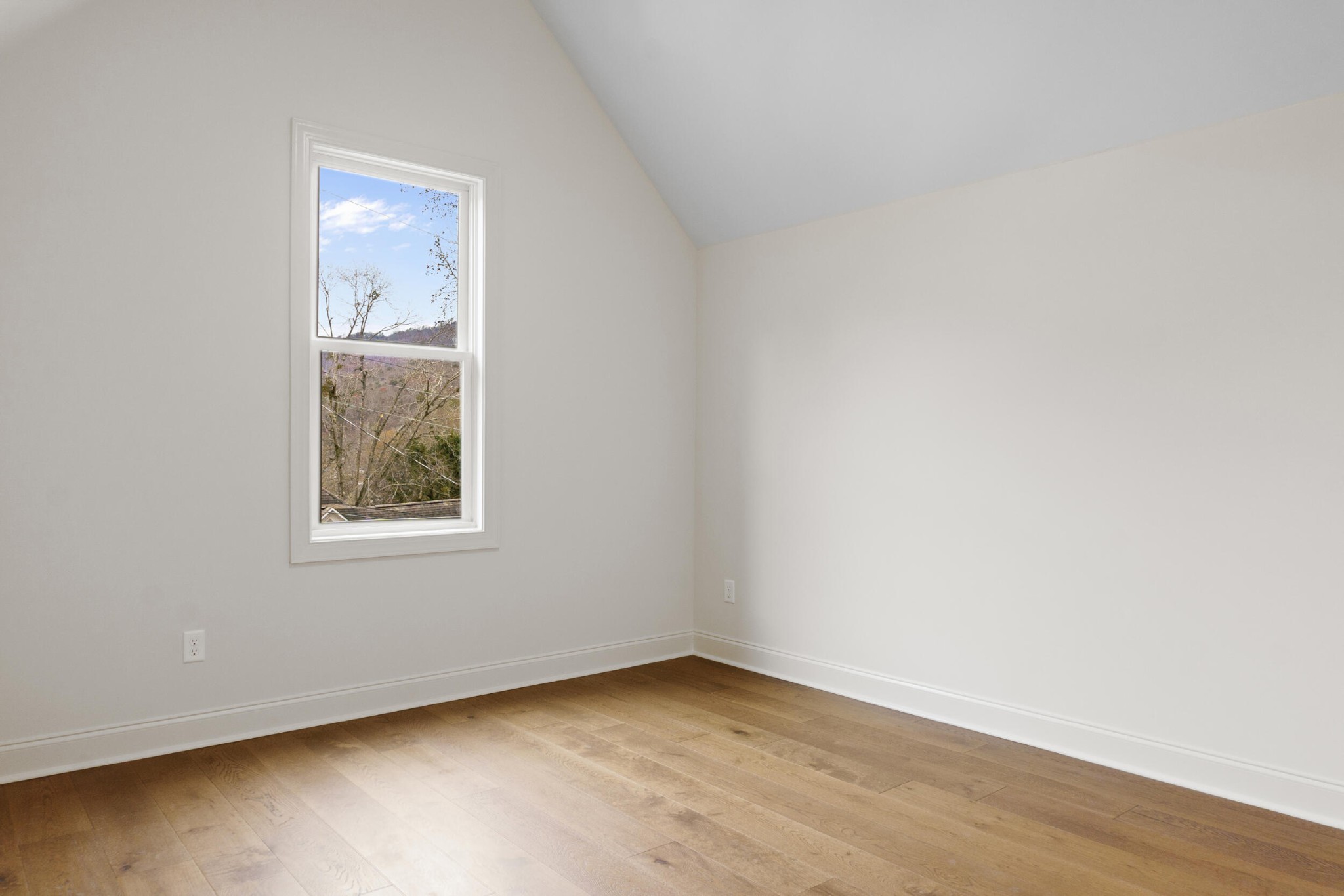 1311 W 46th Street Property Photo 39