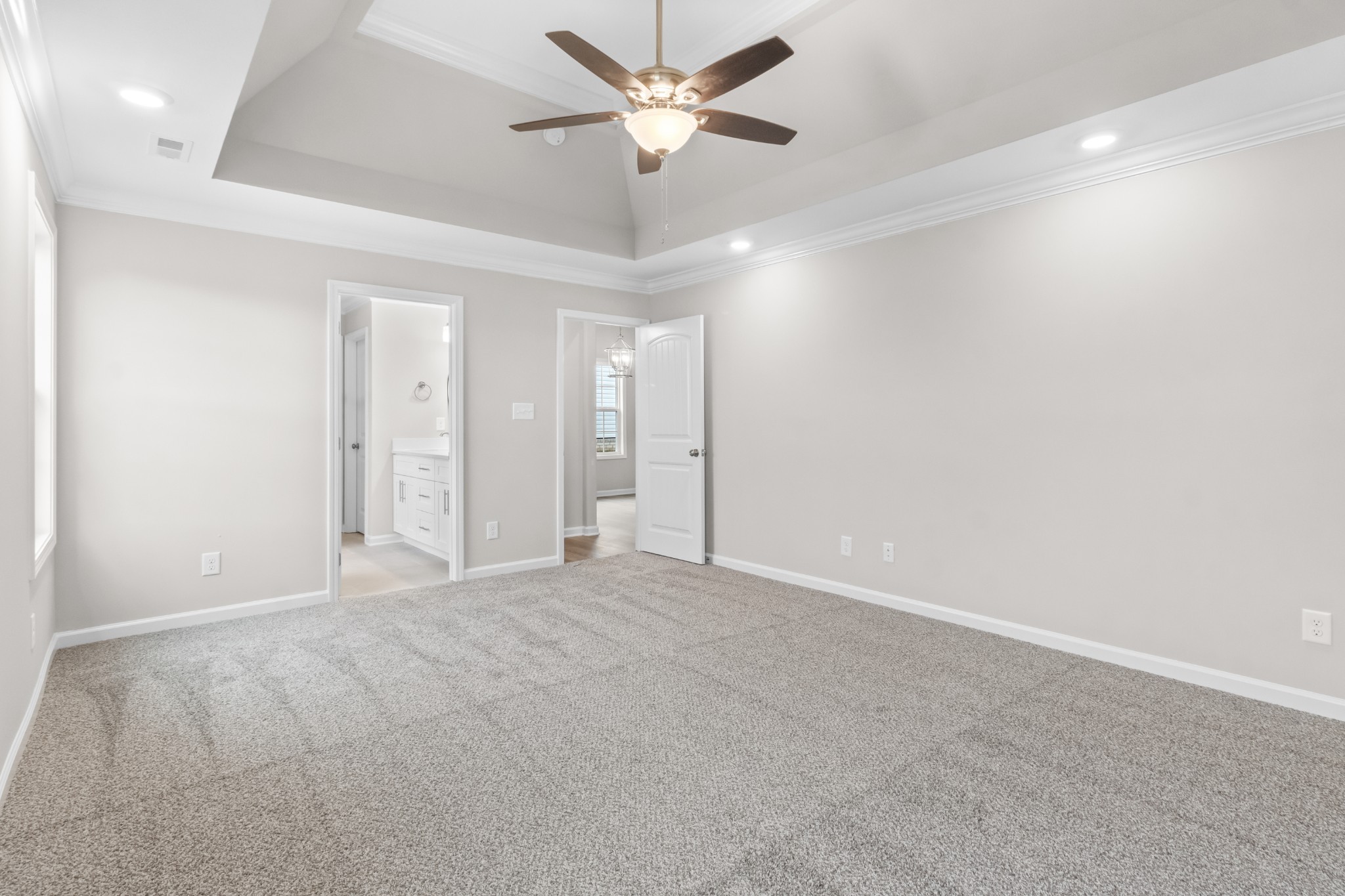 1409 Winterset Dr Property Photo 24