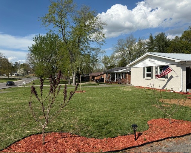 407 Clark Blvd Property Photo 4