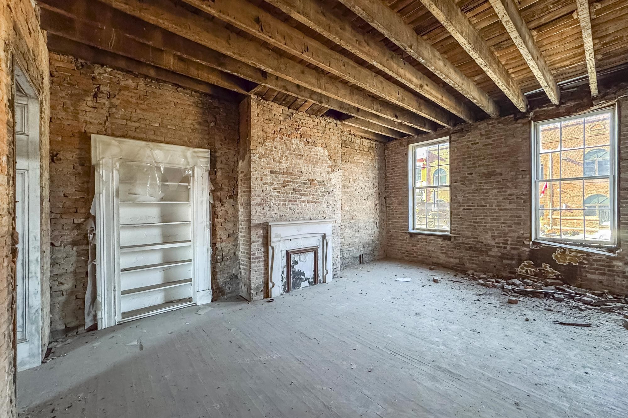706 N Main St Property Photo 19