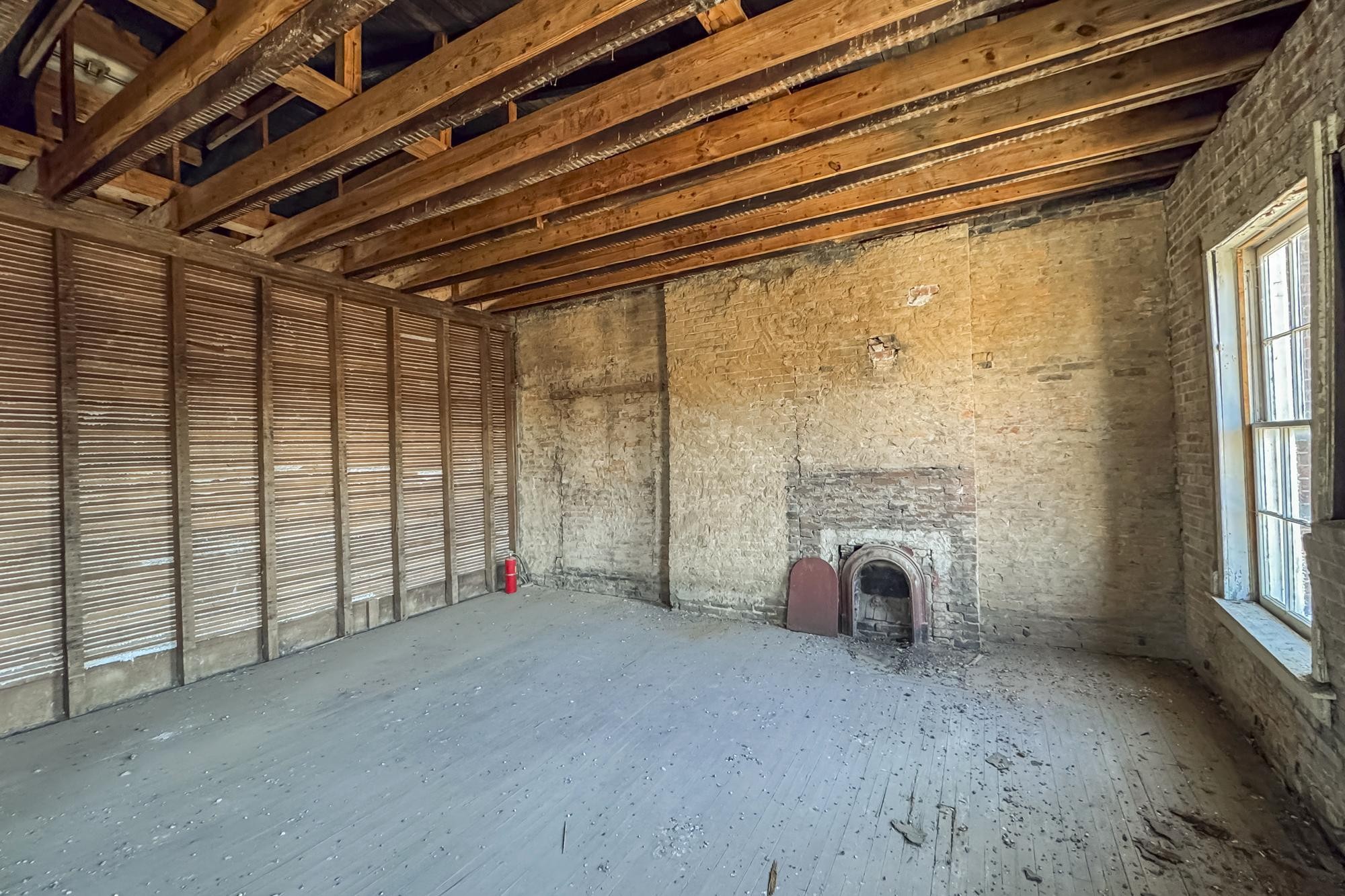 706 N Main St Property Photo 42