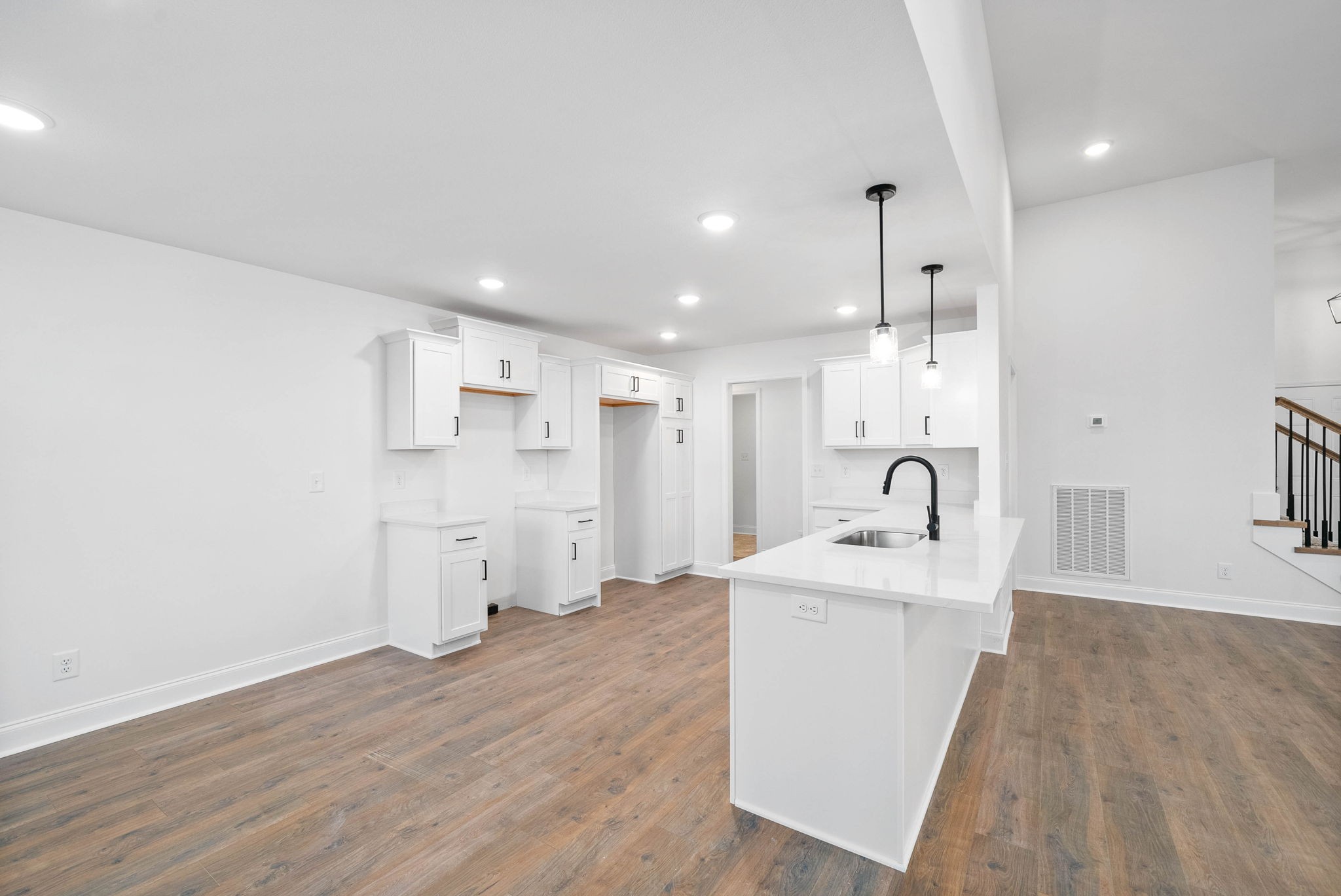 1213 Elizabeth Lane Property Photo 11