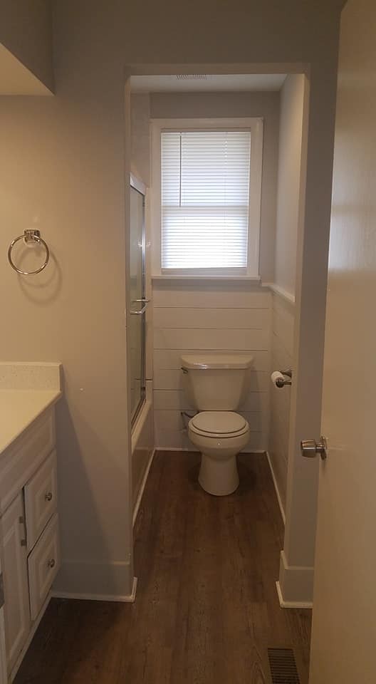 511 Courtland St Property Photo 2