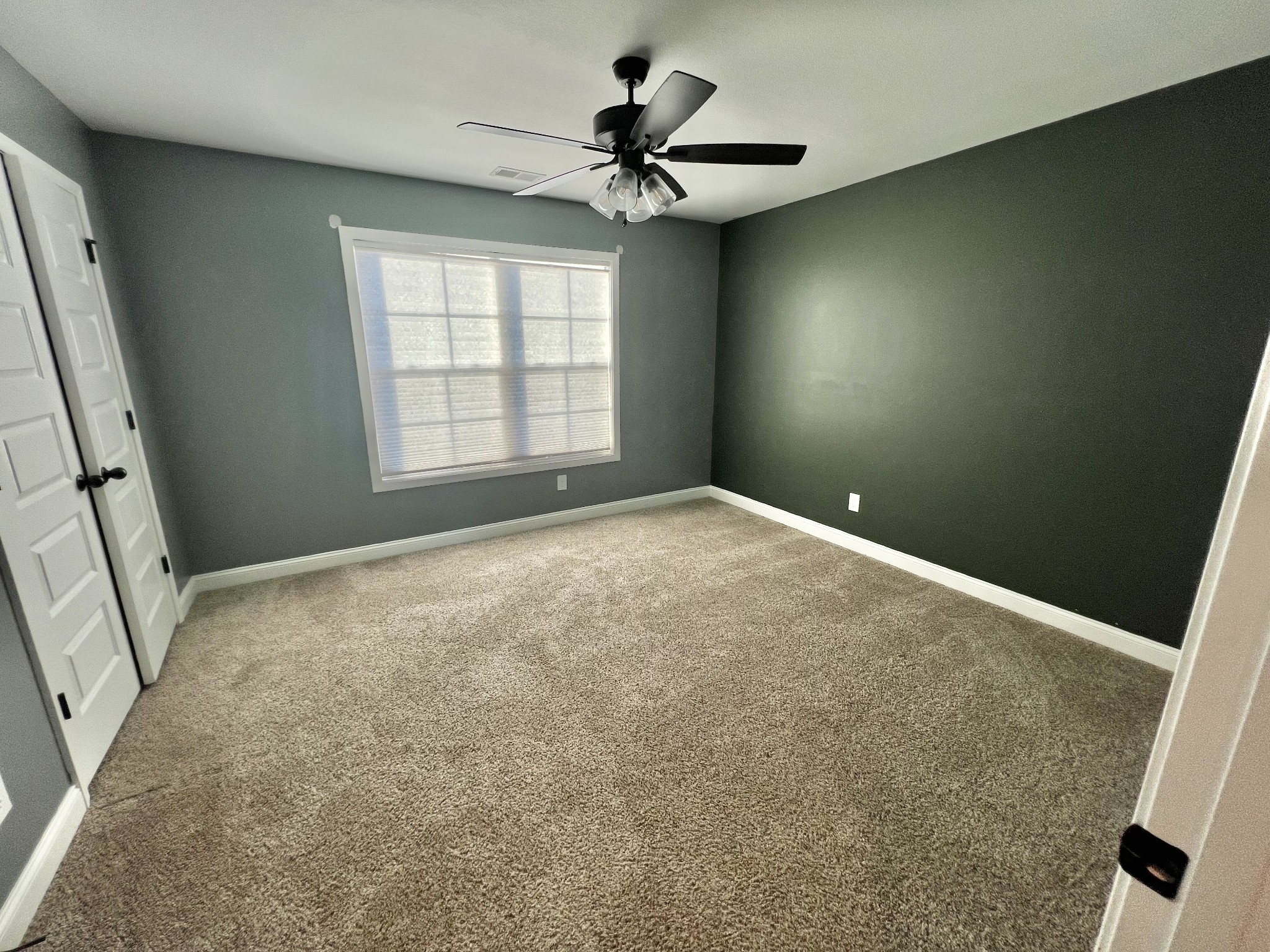 549 Bloomington Trce Property Photo 39