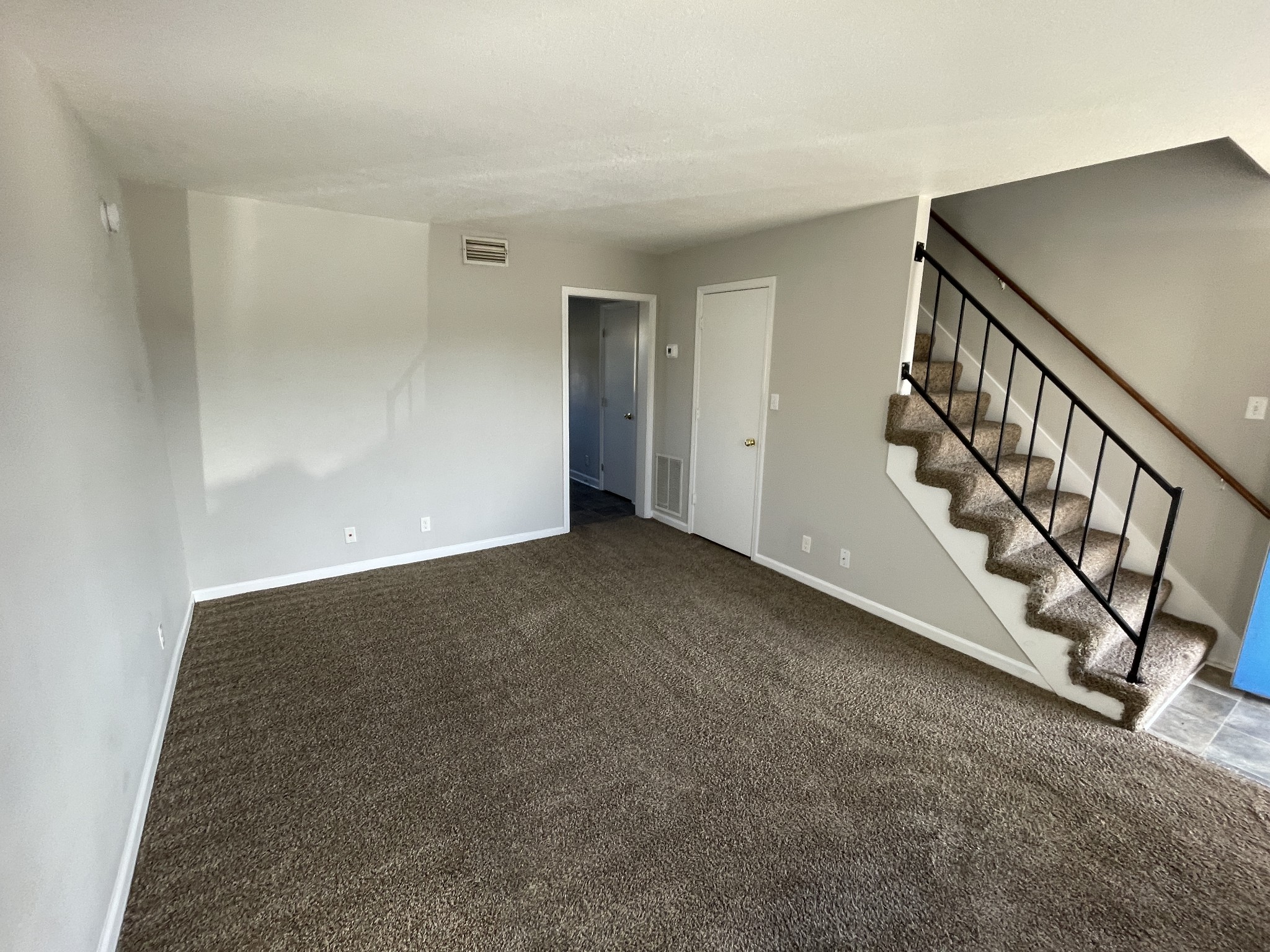 361 Peabody Dr Property Photo 3