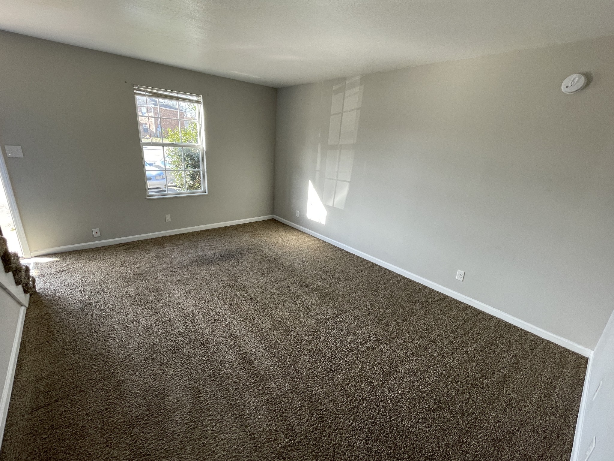 361 Peabody Dr Property Photo 4
