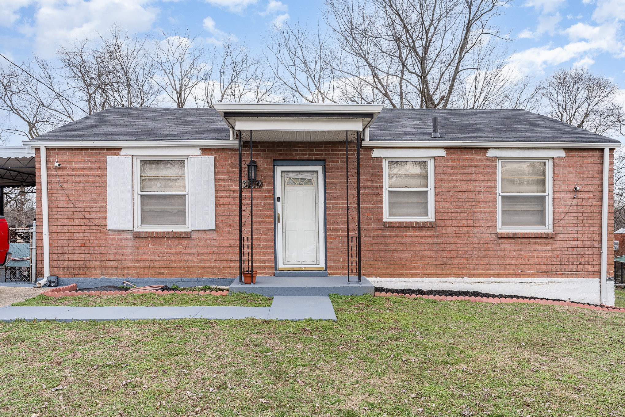 3210 Crowe Dr Property Photo 1