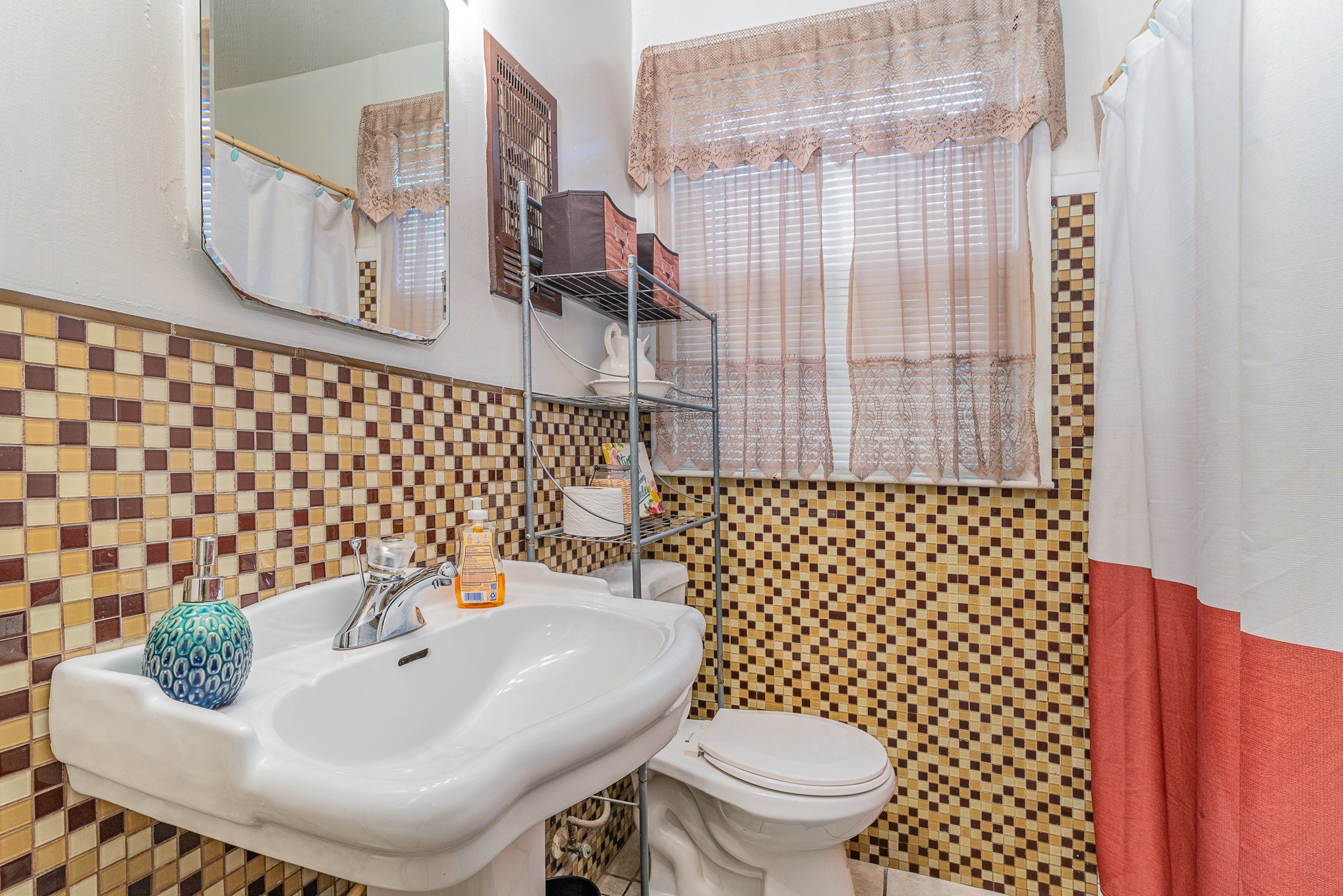 3210 Crowe Dr Property Photo 7
