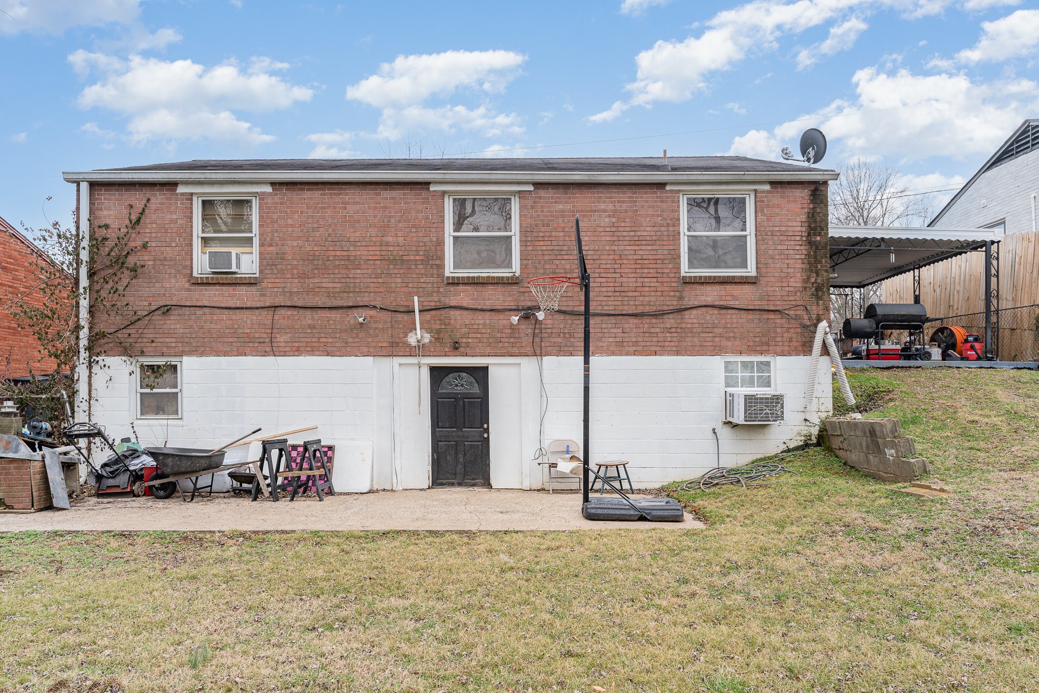3210 Crowe Dr Property Photo 19