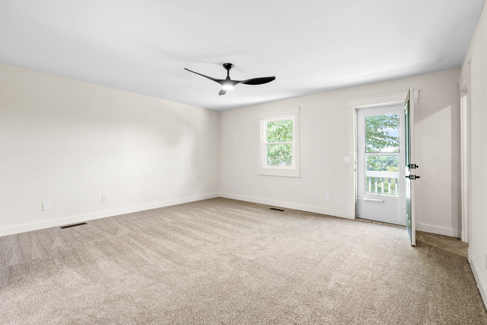 175 Bayview Dr Property Photo 8