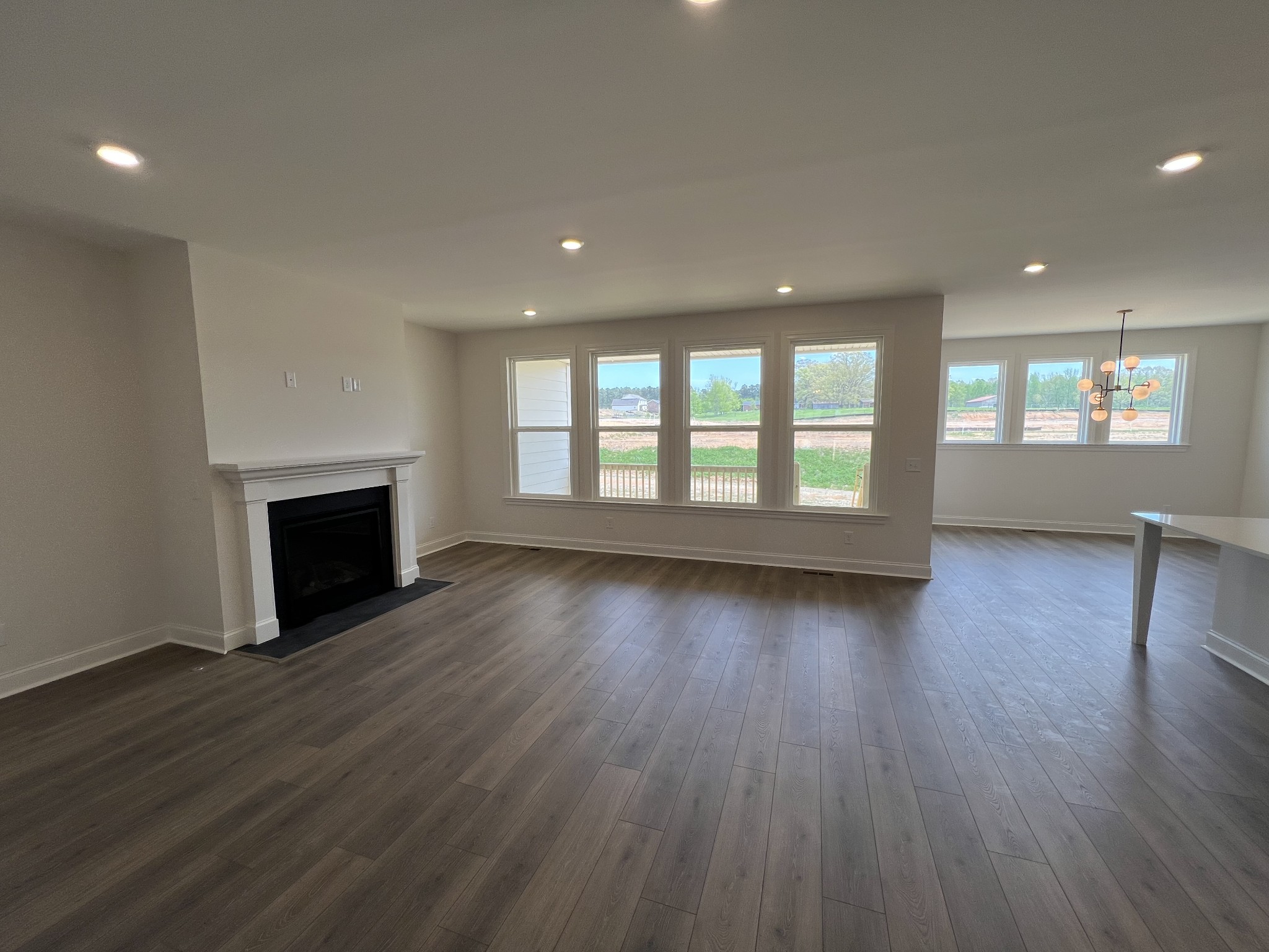 7703 Woodford Drive Property Photo 8