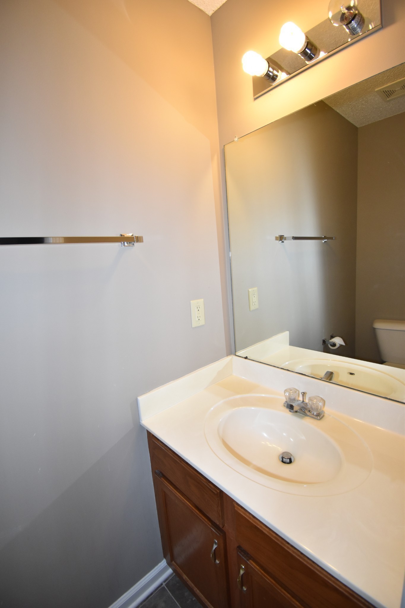 107 Ballygar St Property Photo 5