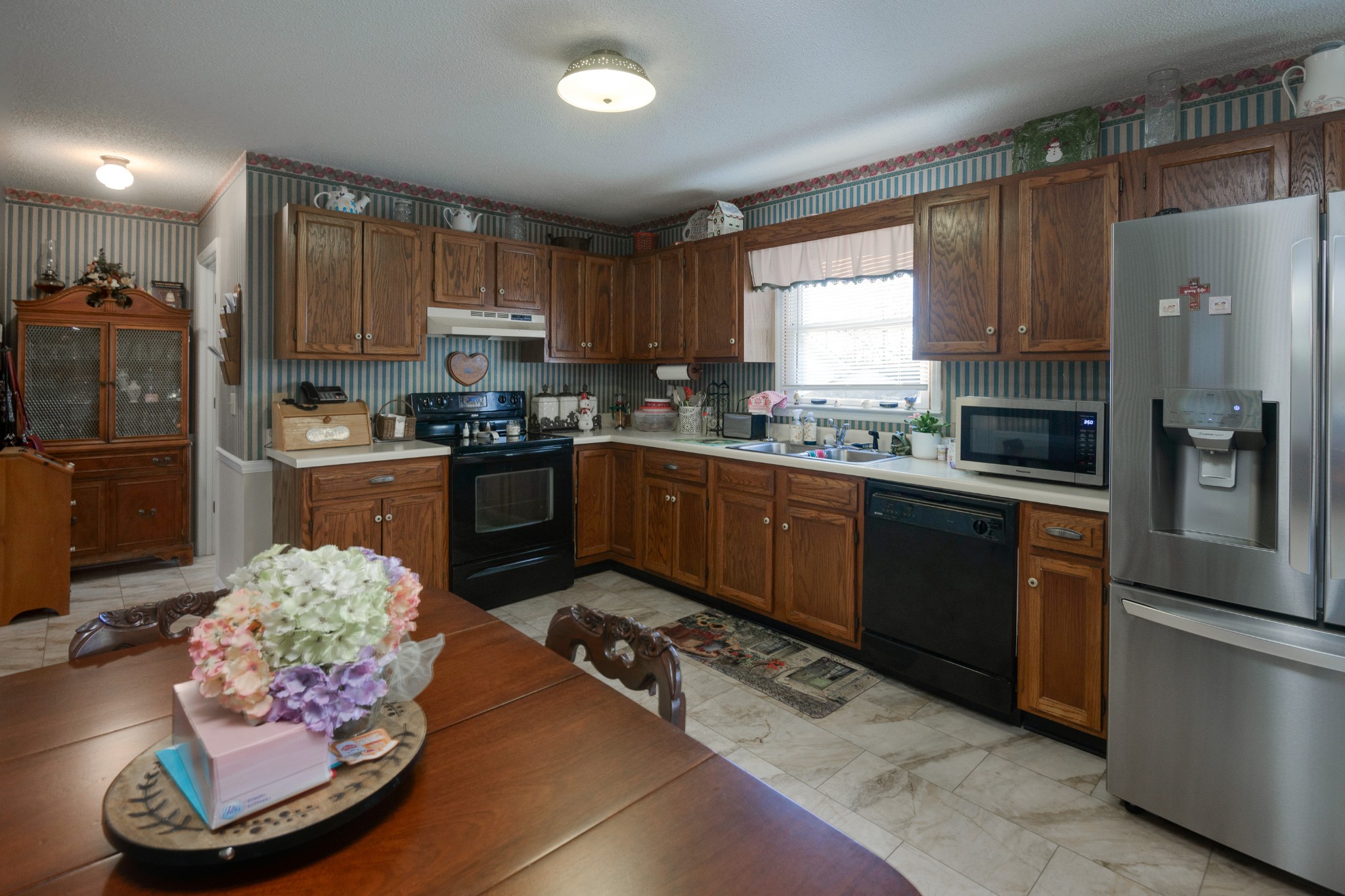 1311 Glenoaks Rd Property Photo 24