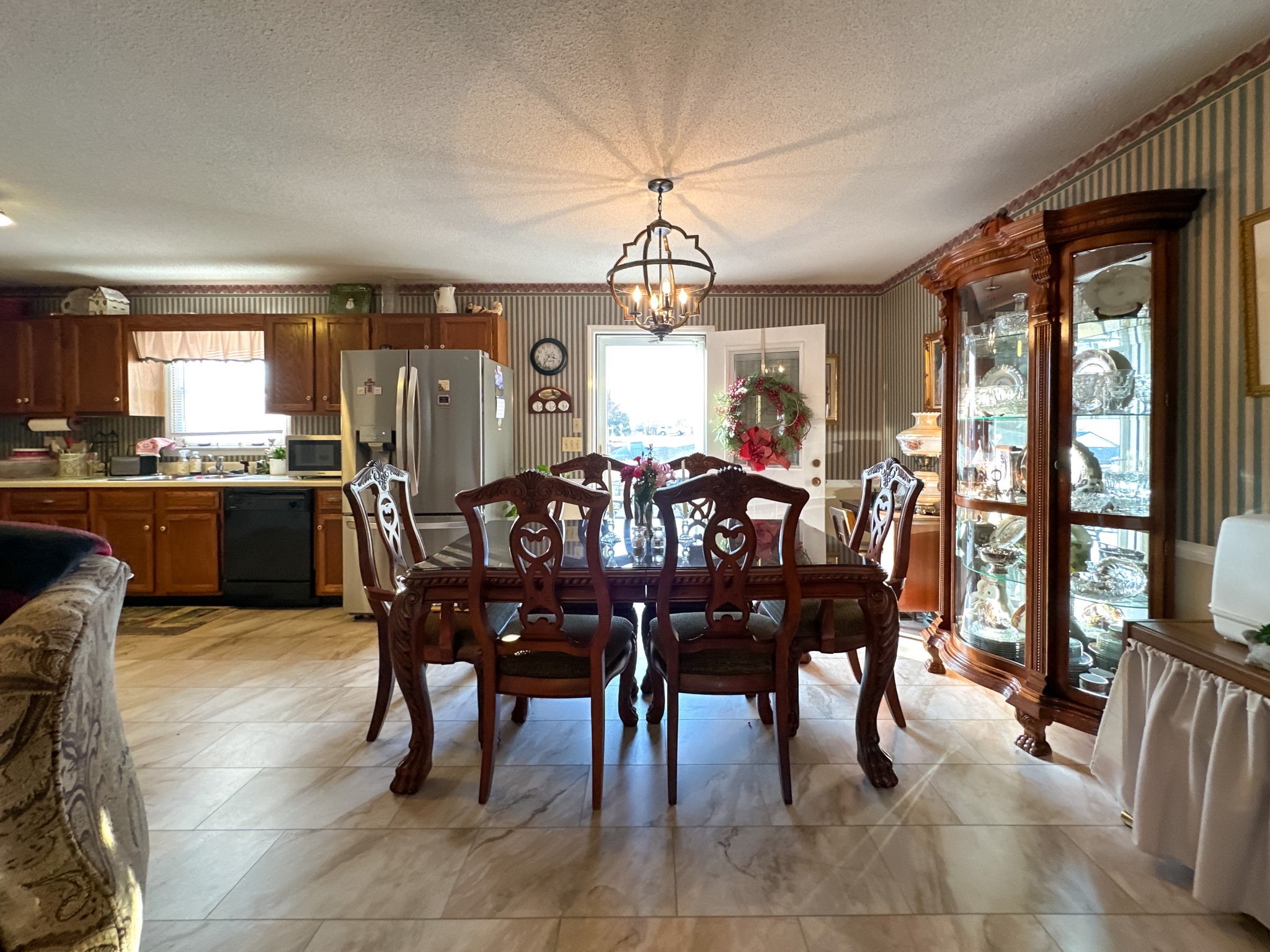 1311 Glenoaks Rd Property Photo 30