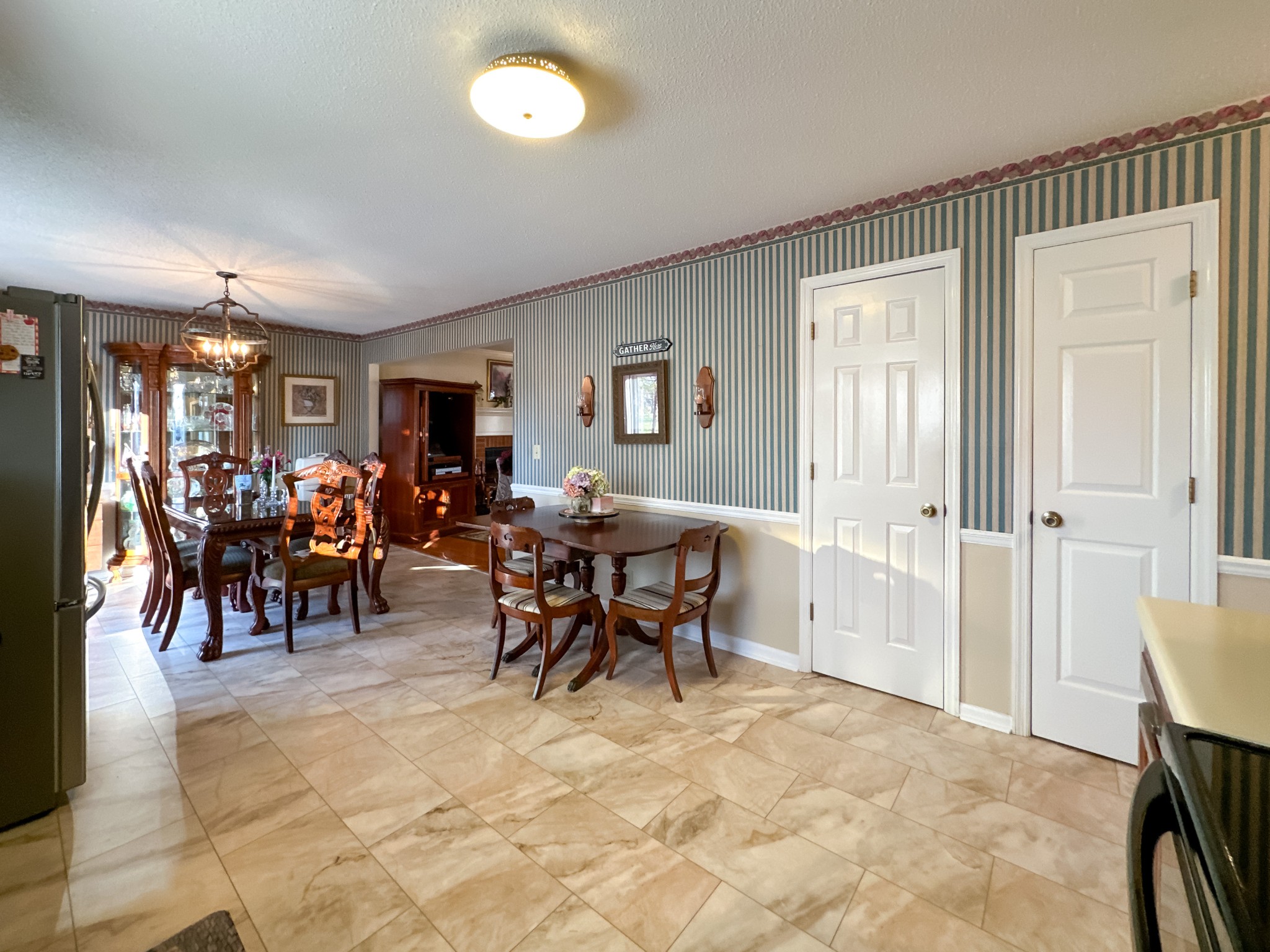 1311 Glenoaks Rd Property Photo 31