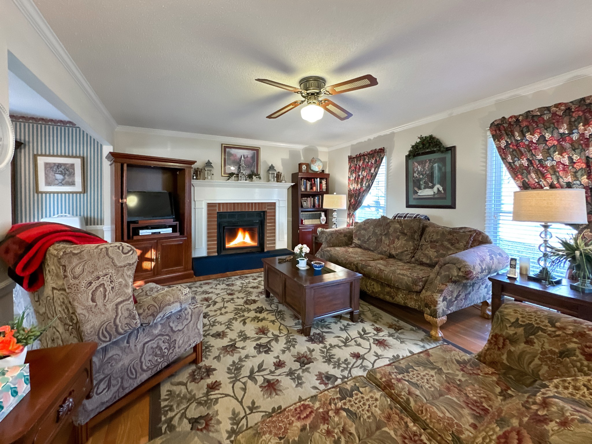 1311 Glenoaks Rd Property Photo 36