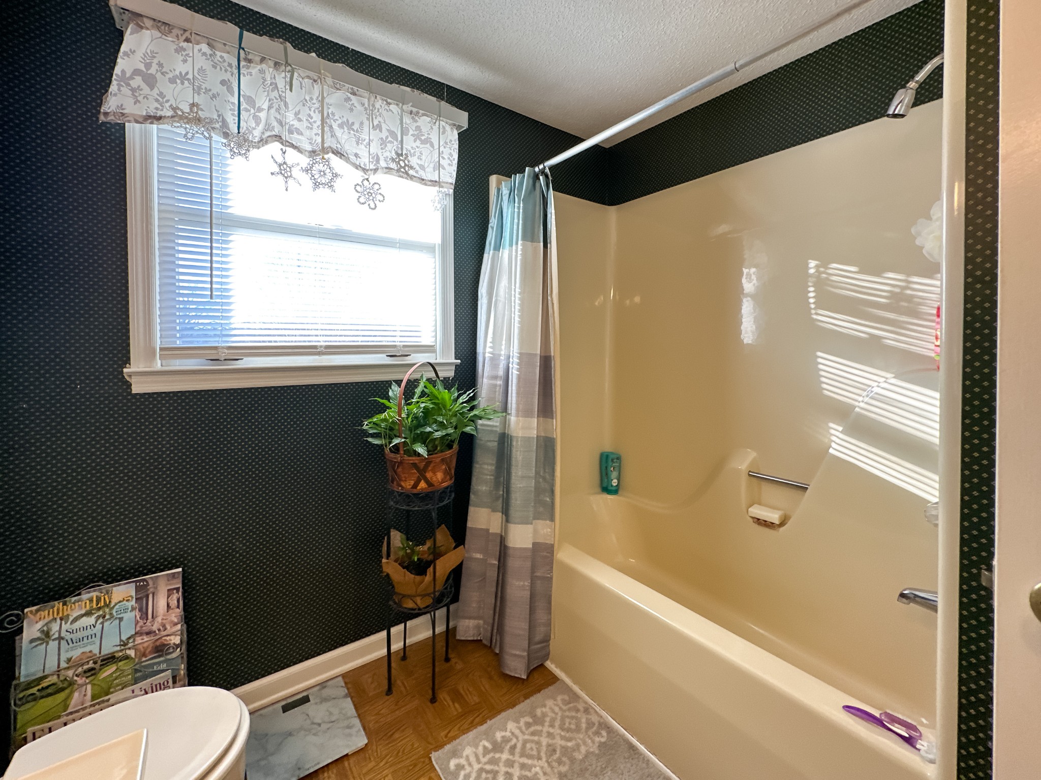 1311 Glenoaks Rd Property Photo 55