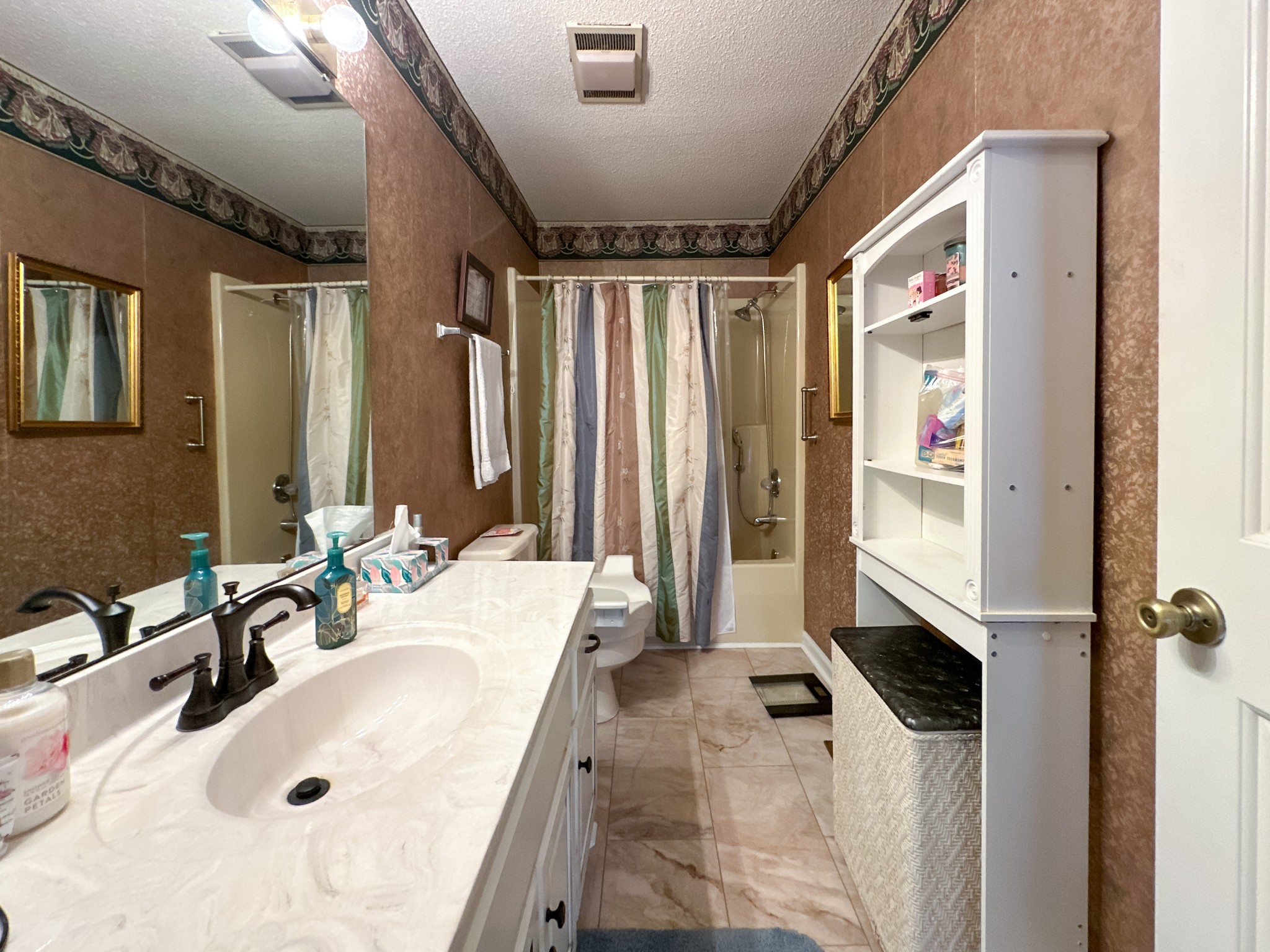 1311 Glenoaks Rd Property Photo 57