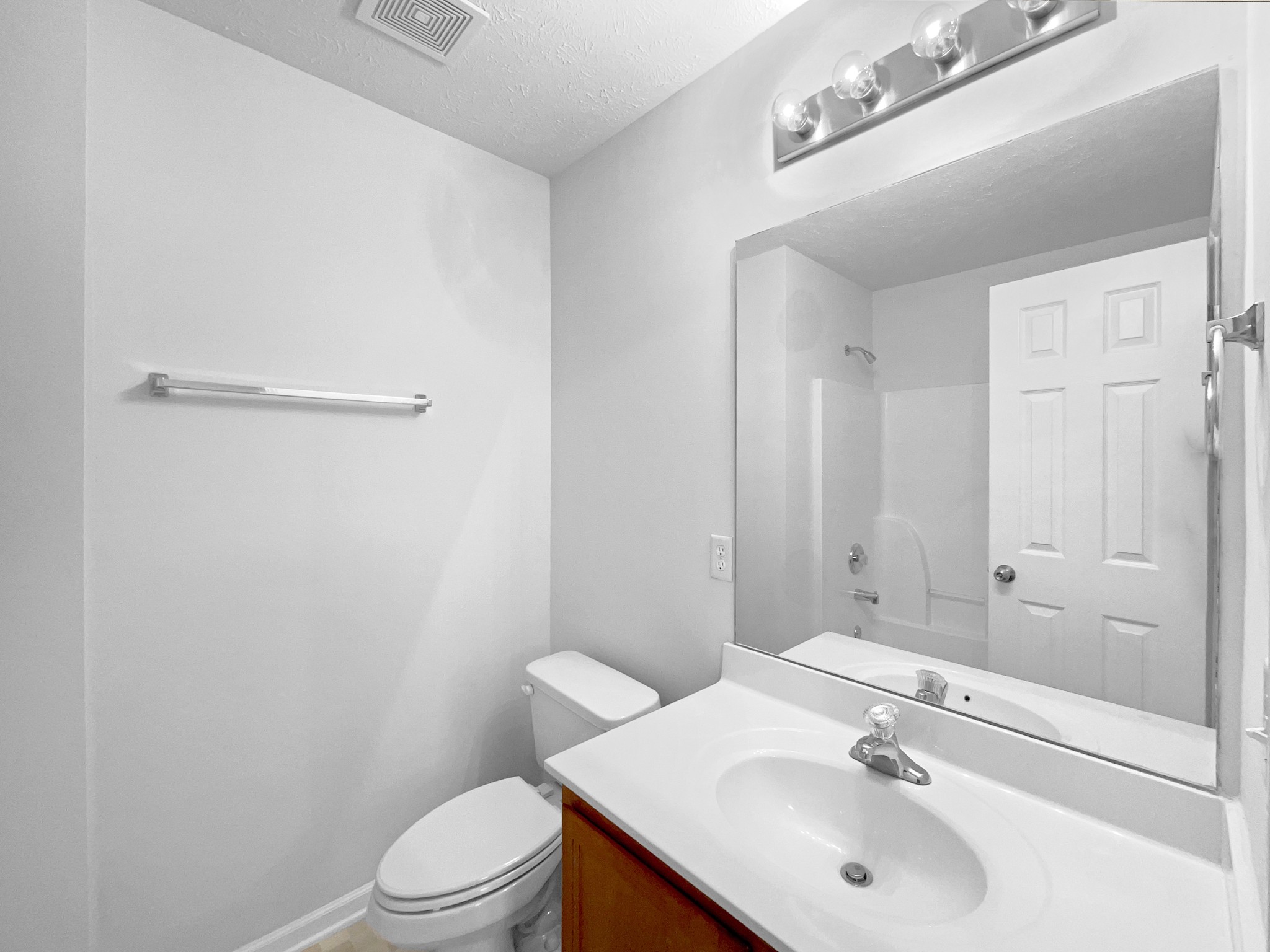 8006 Logan Dr Property Photo 16