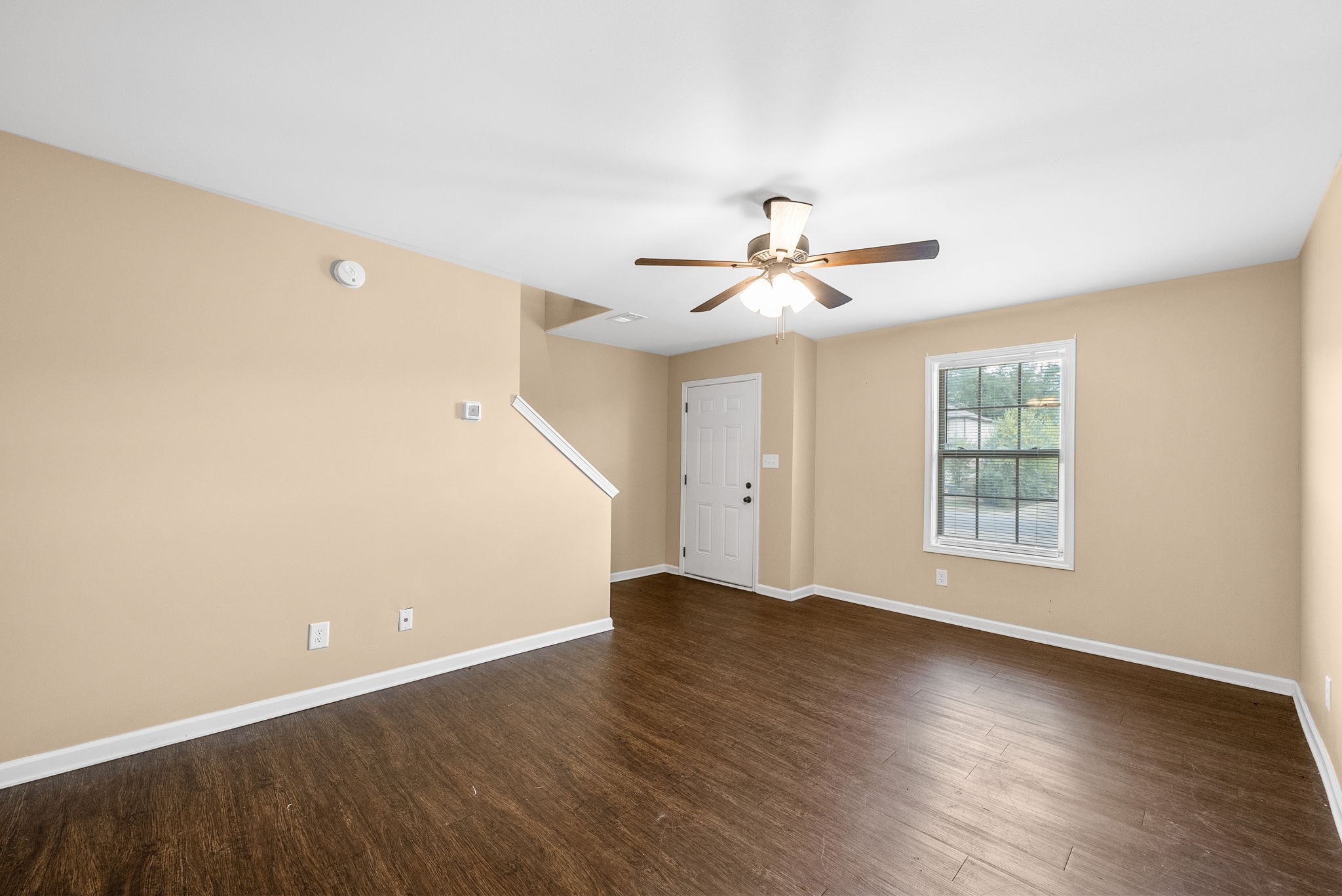144 Center Pointe Drive Property Photo 6