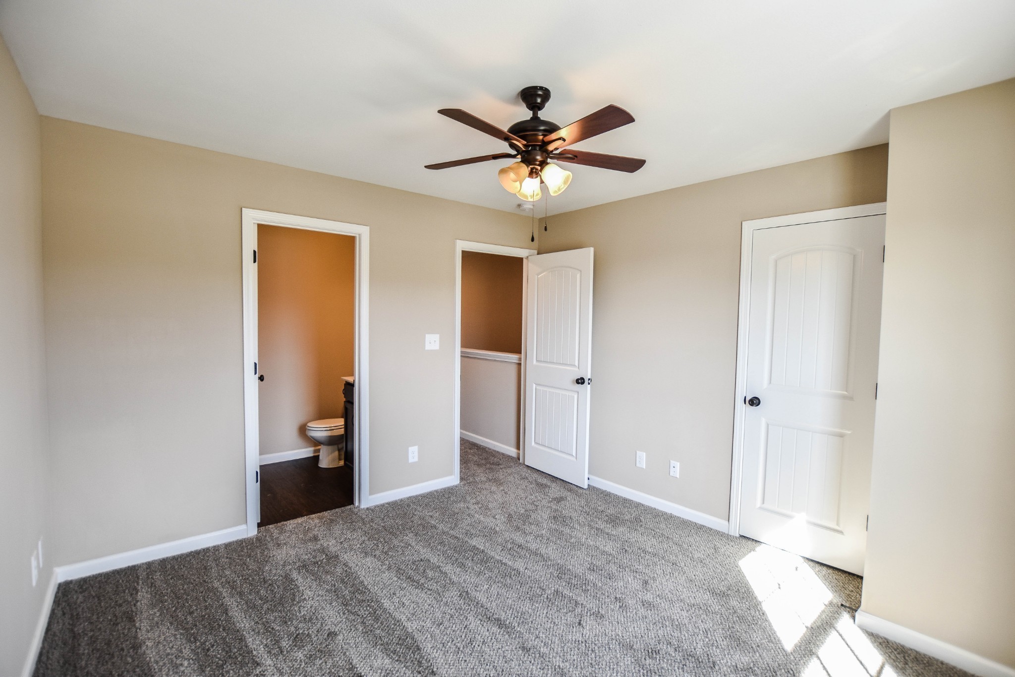 144 Center Pointe Drive Property Photo 13
