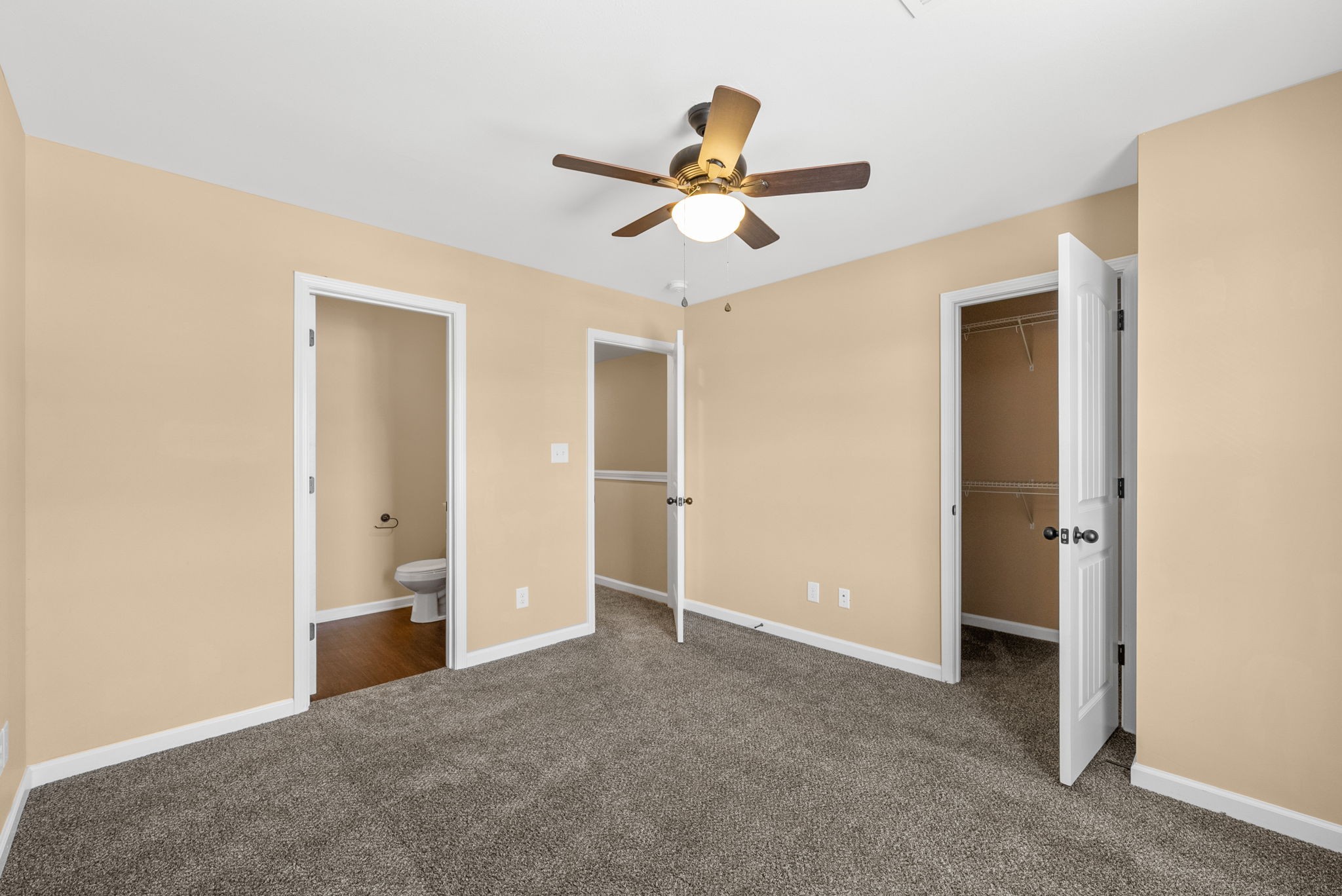 144 Center Pointe Drive Property Photo 21
