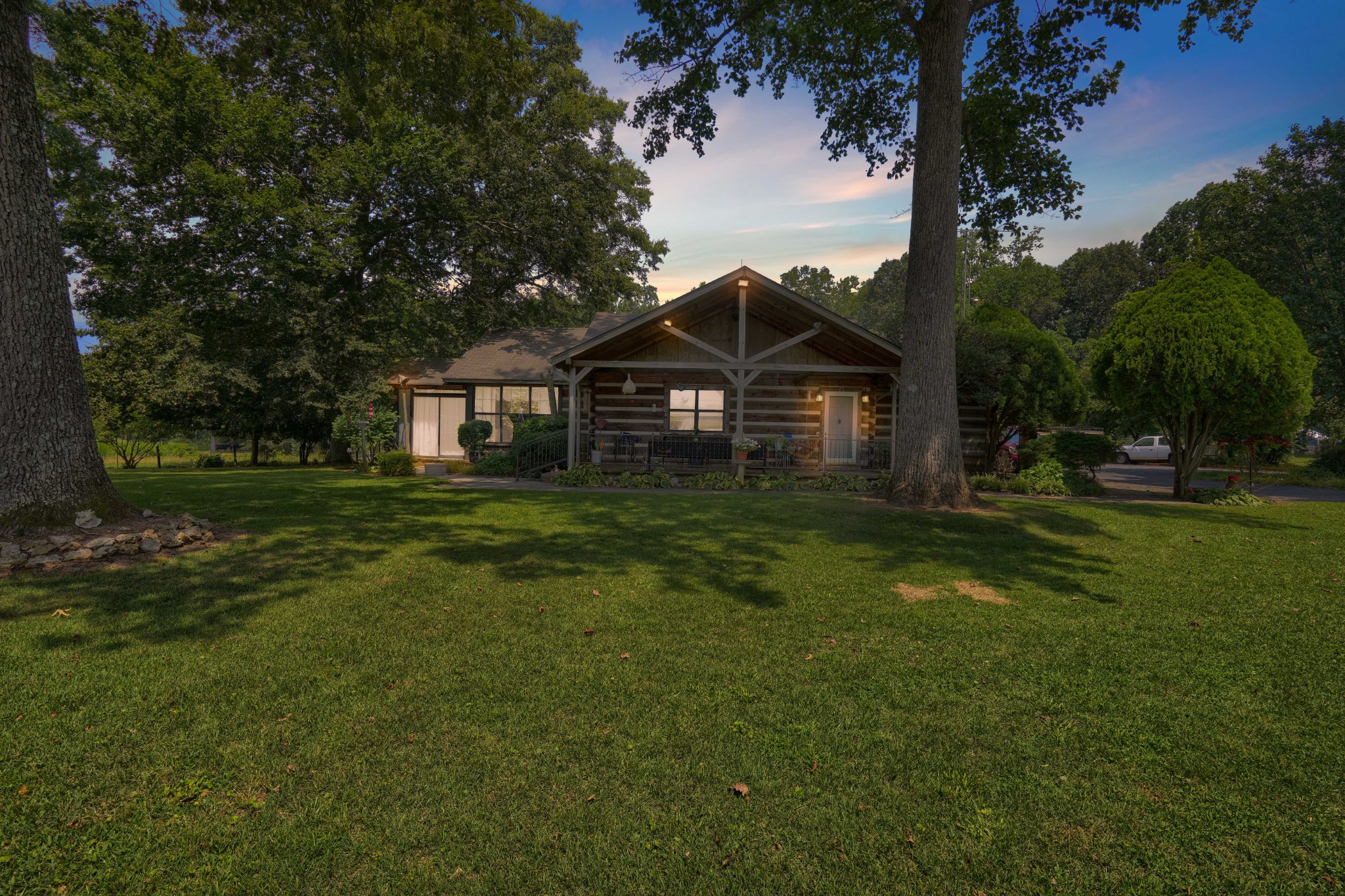 967 Mud Creek Rd Property Photo 2