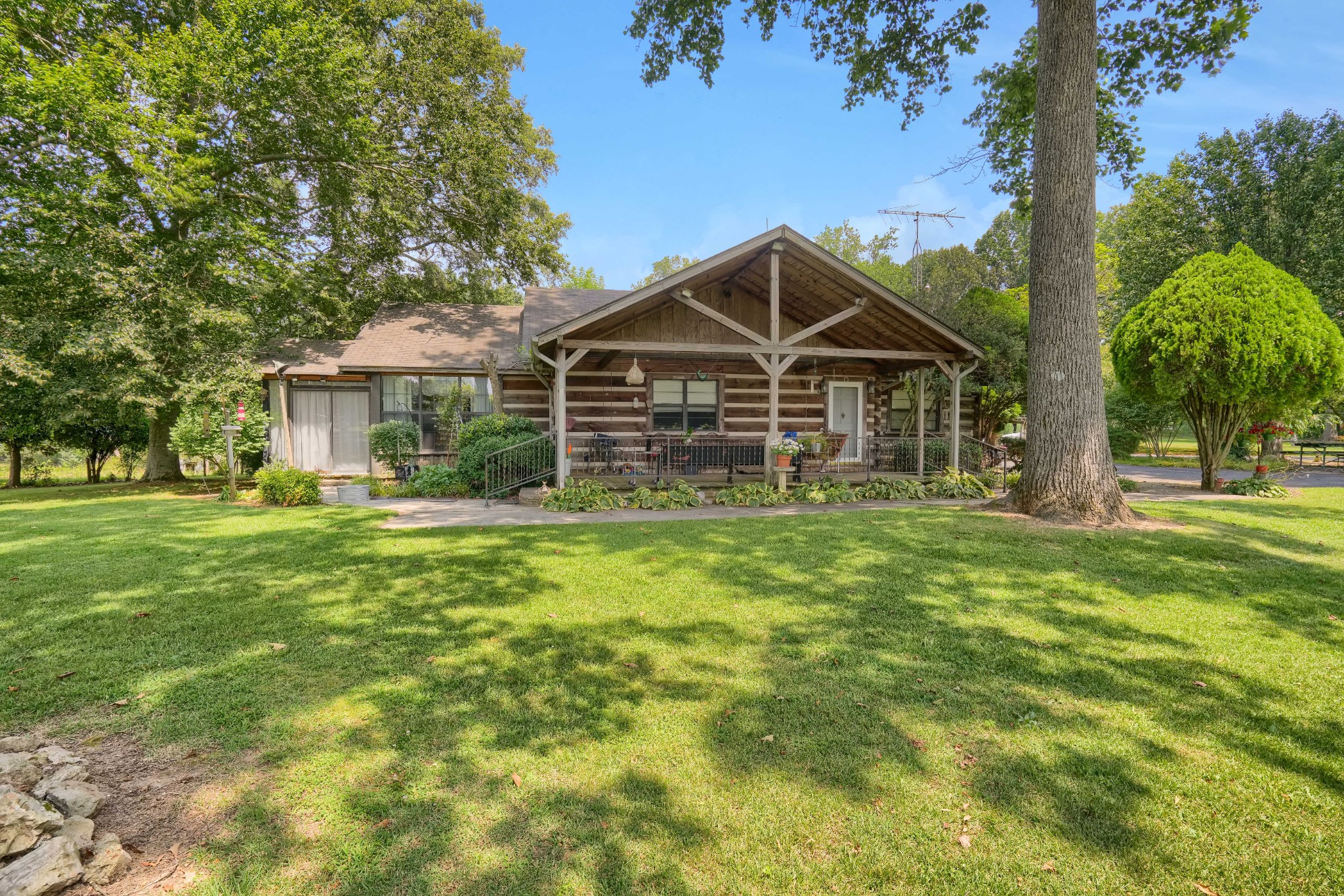 967 Mud Creek Rd Property Photo 4