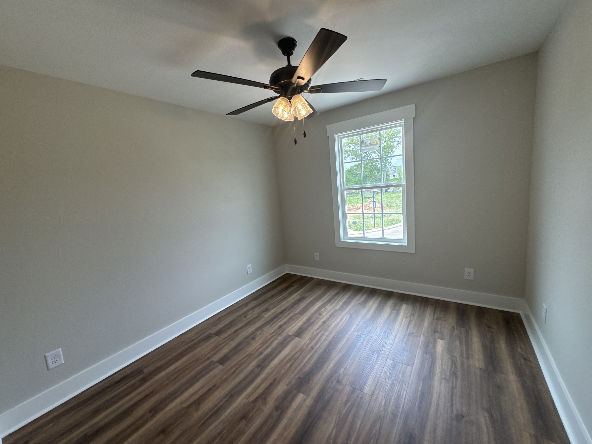 535 Charleston Cove Way Property Photo 18
