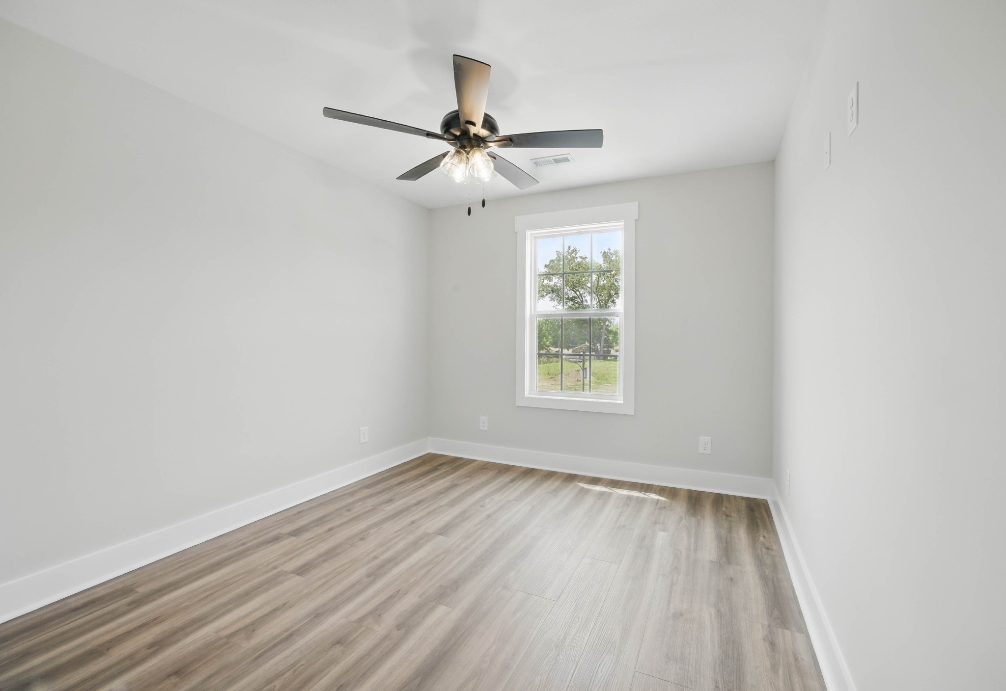 535 Charleston Cove Way Property Photo 25