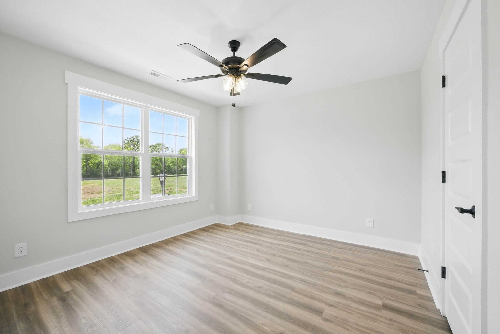 535 Charleston Cove Way Property Photo 27