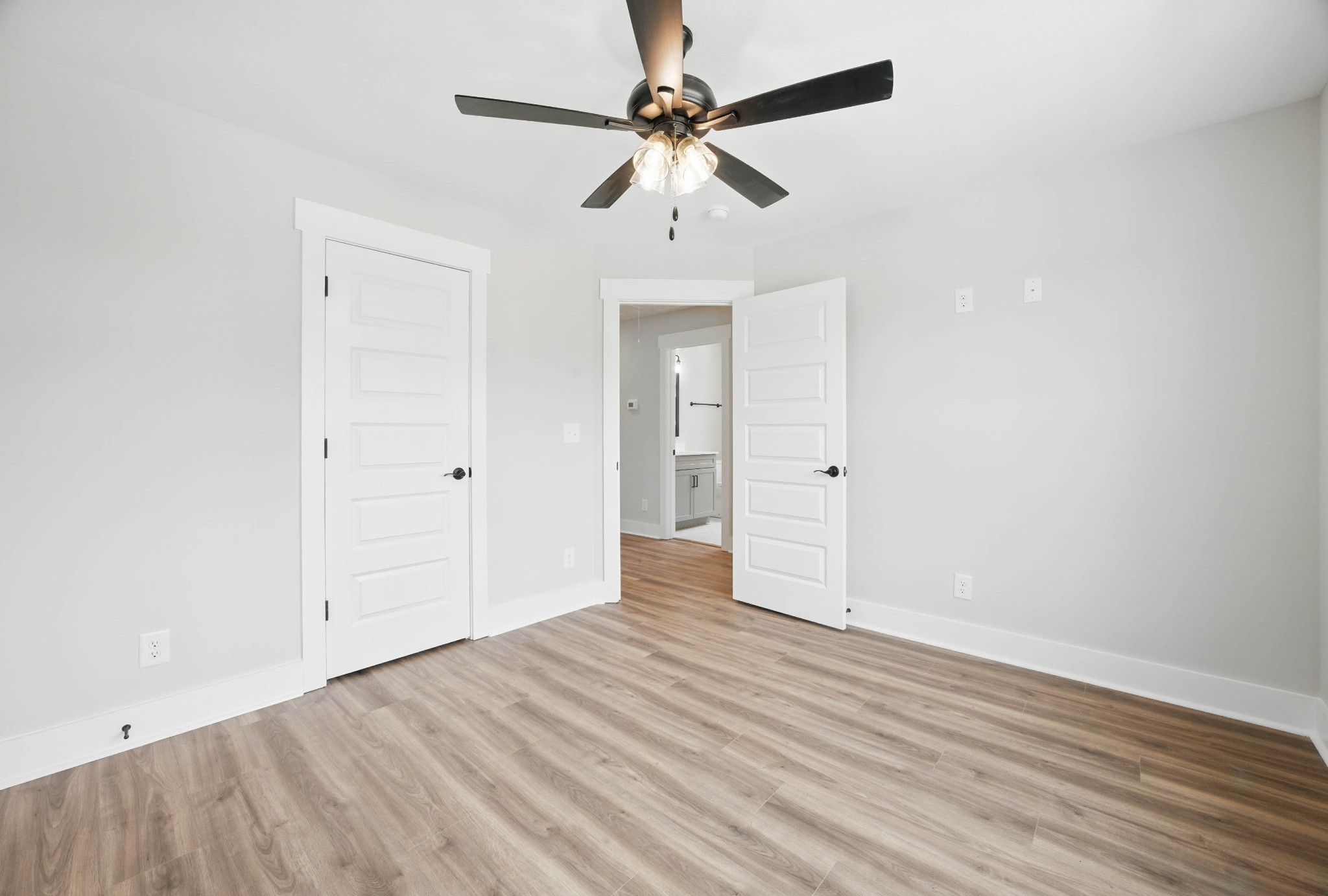 535 Charleston Cove Way Property Photo 28