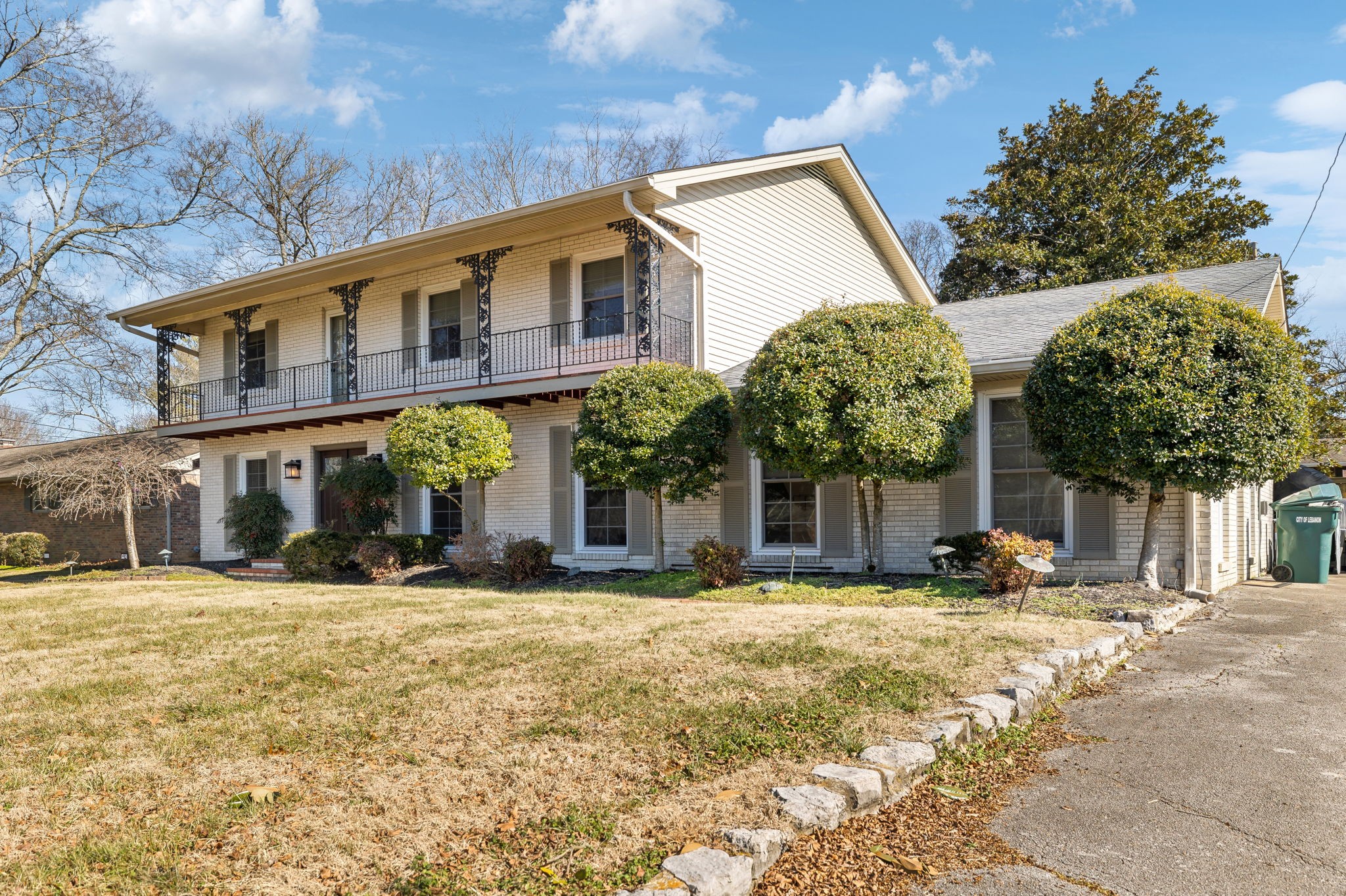 113 Gordon Dr Property Photo 4