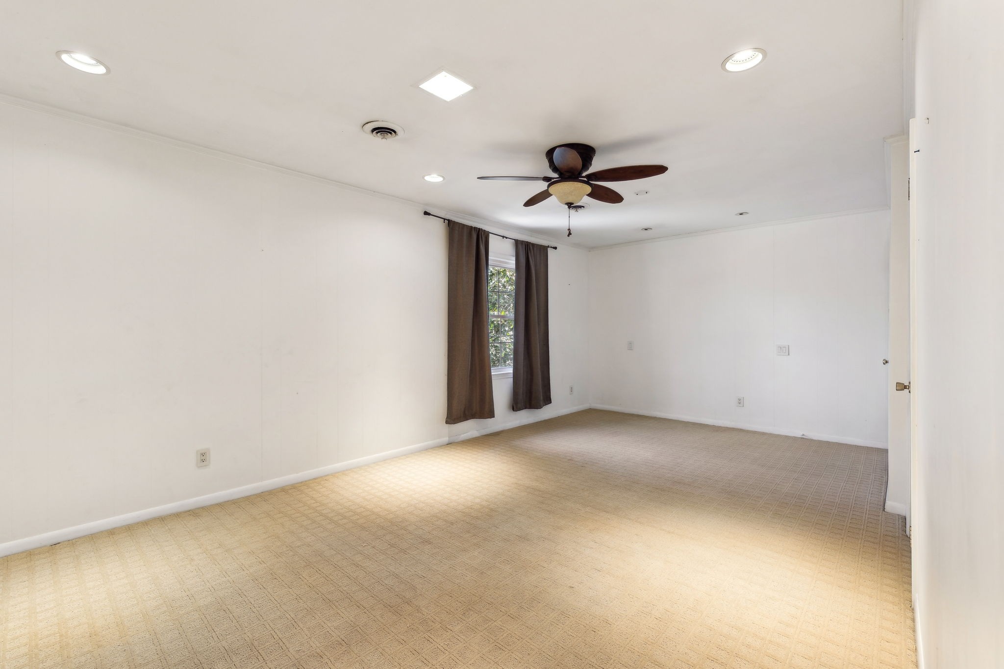 113 Gordon Dr Property Photo 28
