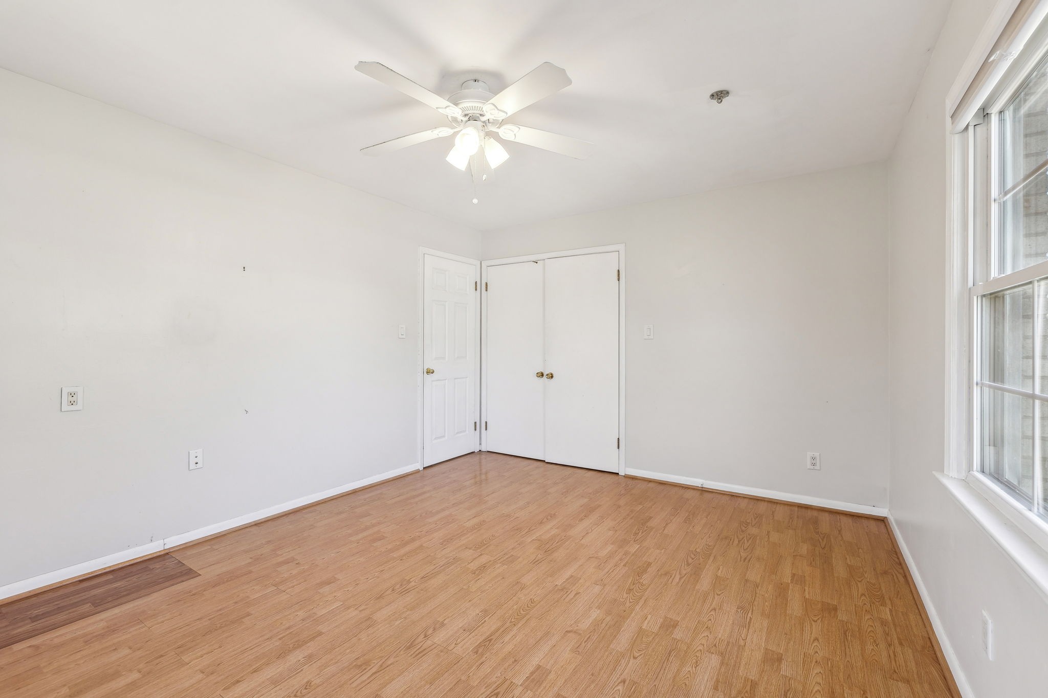 113 Gordon Dr Property Photo 37