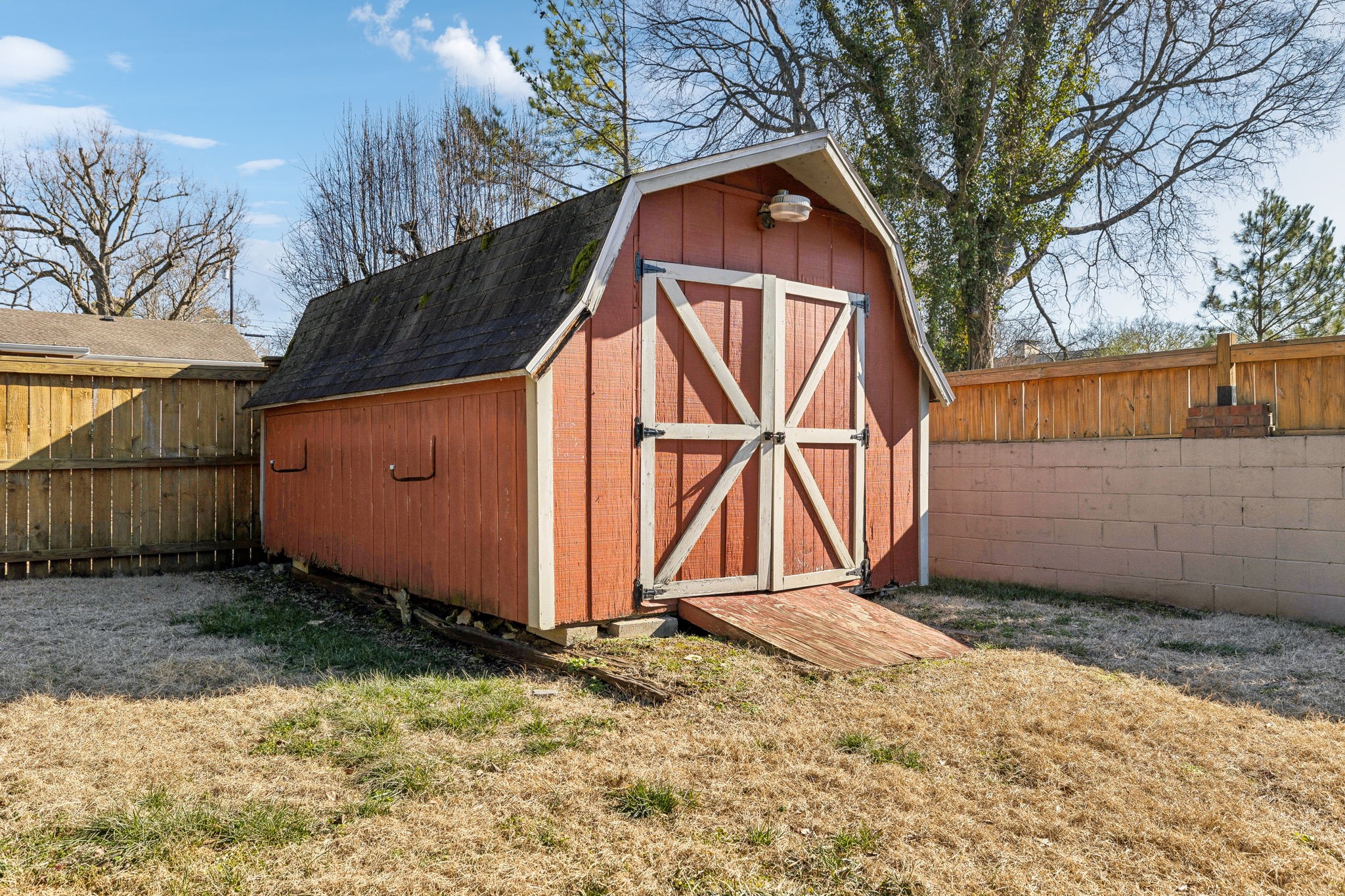 113 Gordon Dr Property Photo 44