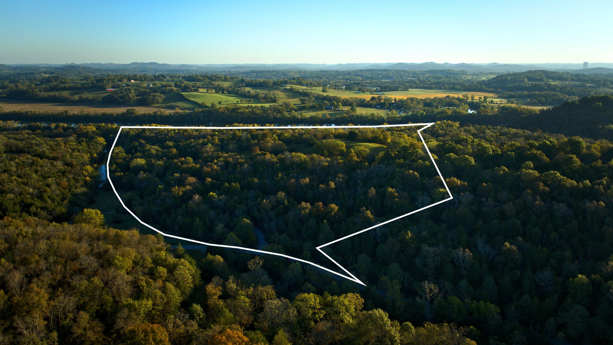 999 Ford Rd Property Photo 4