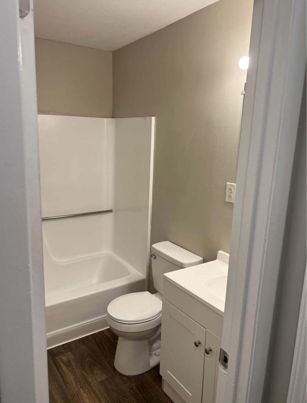 115 Walnut St Property Photo 8