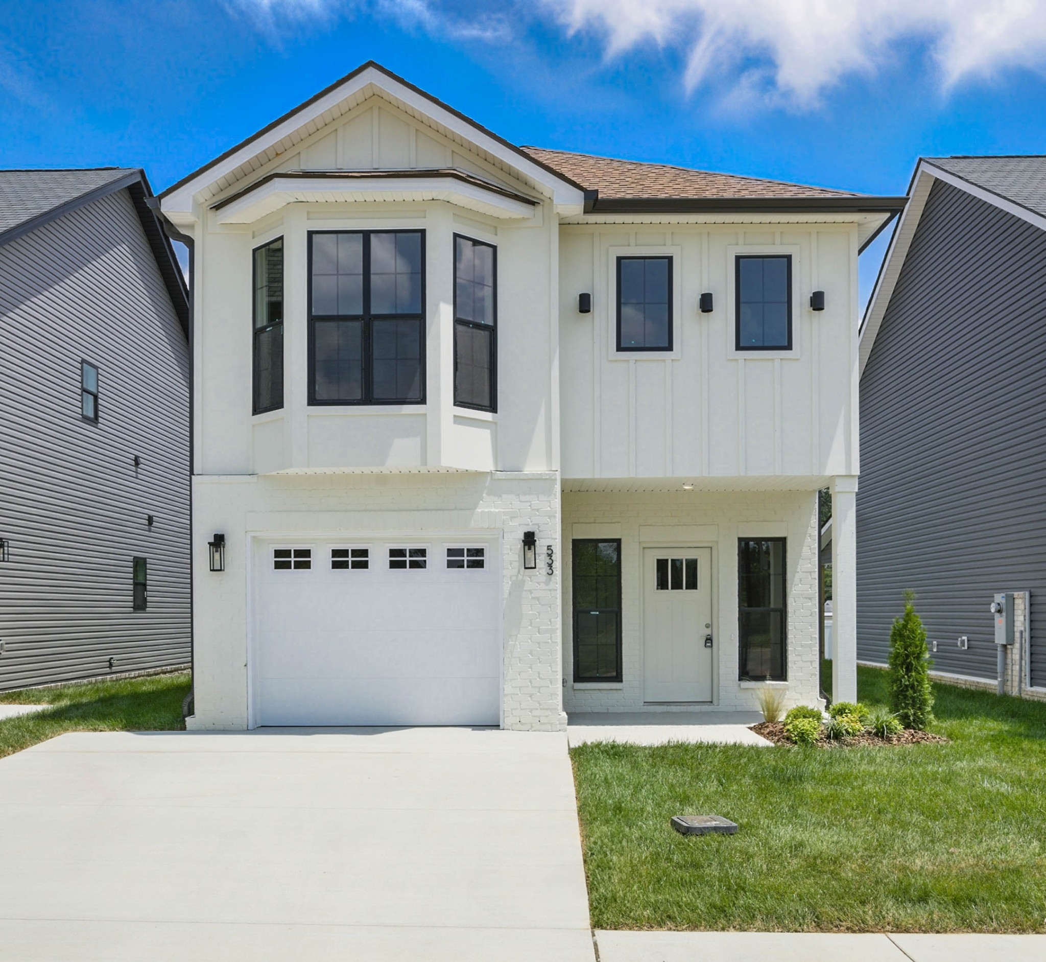 533 Charleston Cove Way Property Photo 1